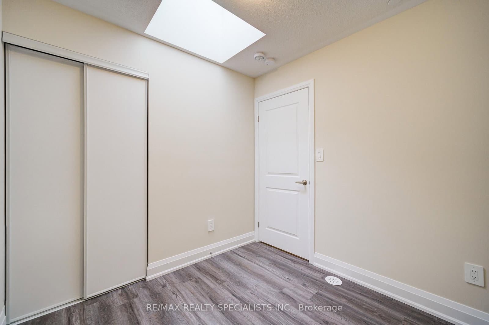 1573 Rose Way, Unit 108 thumbnail 32