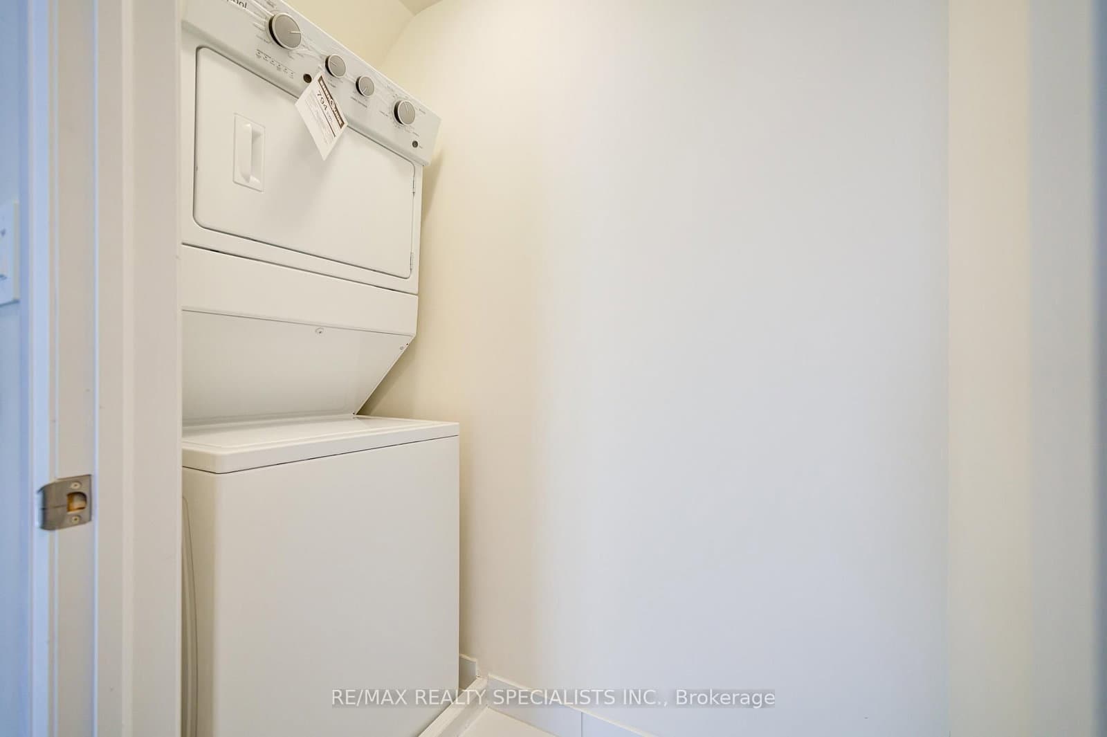 1573 Rose Way, Unit 108 thumbnail 6