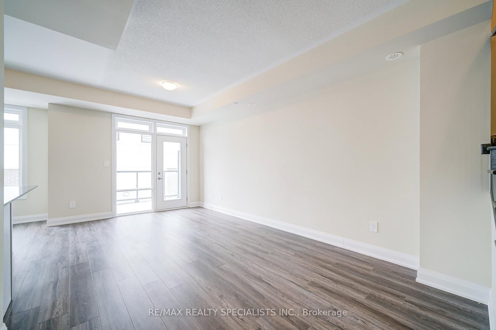1573 Rose Way, Unit 108 thumbnail 8
