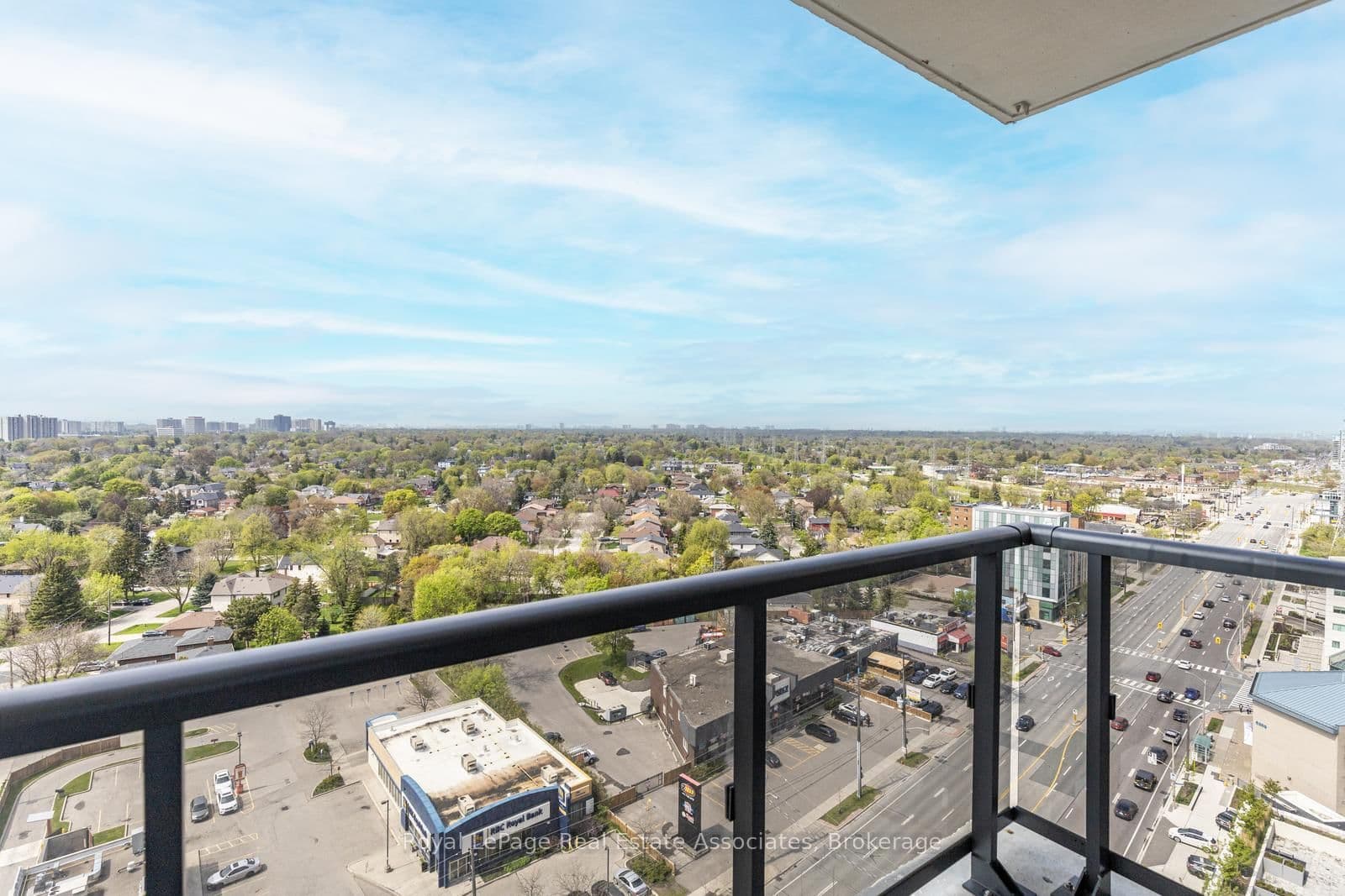 30 Samuel Wood Way, Unit 1403 thumbnail 12