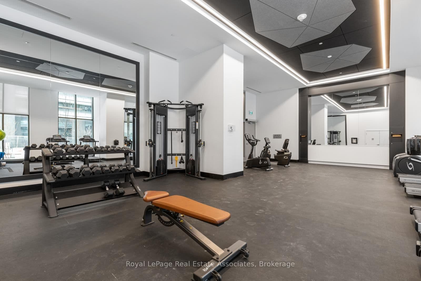 30 Samuel Wood Way, Unit 1403 thumbnail 14