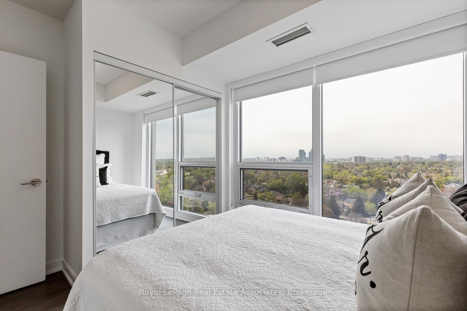 30 Samuel Wood Way, Unit 1403 thumbnail 9