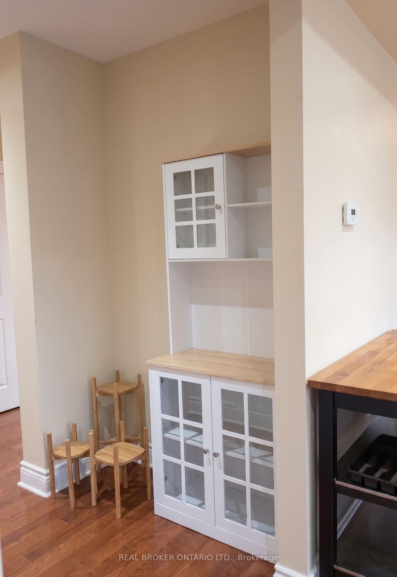 256 The Kingsway Road, Unit SIDE thumbnail 10