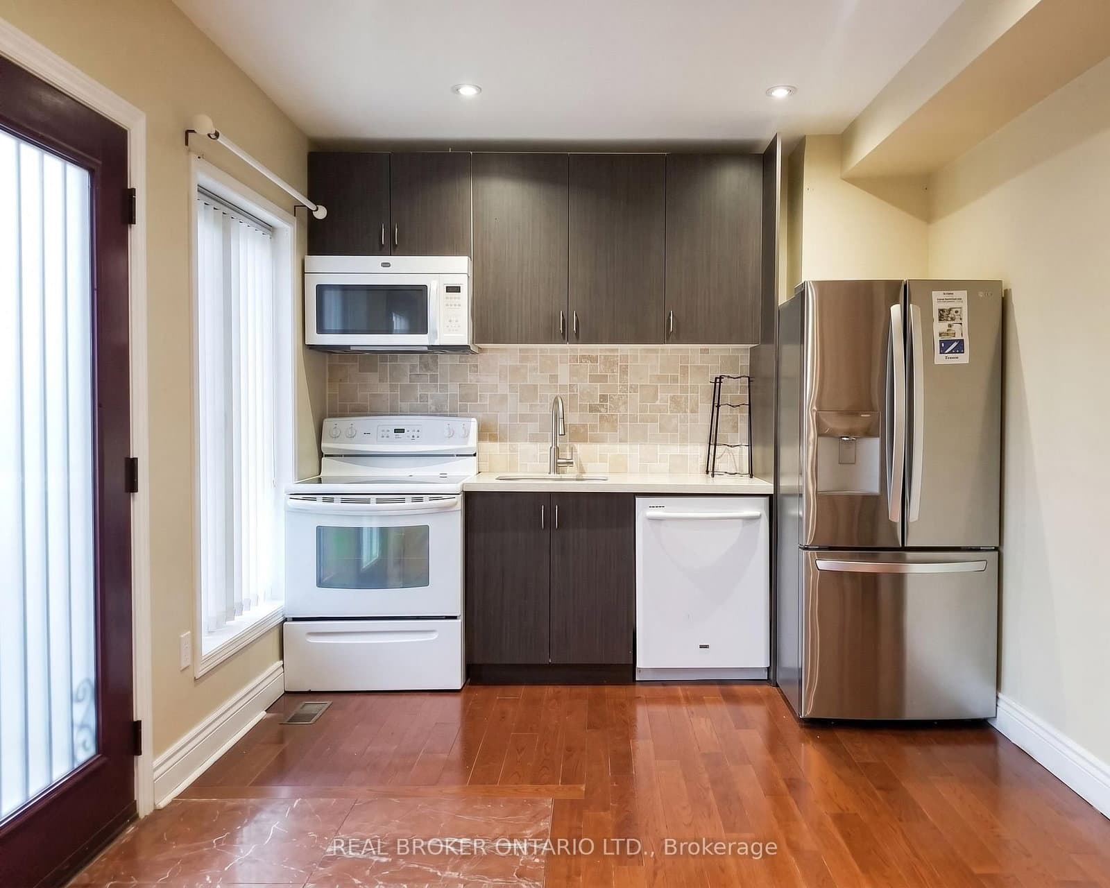 256 The Kingsway Road, Unit SIDE thumbnail 4