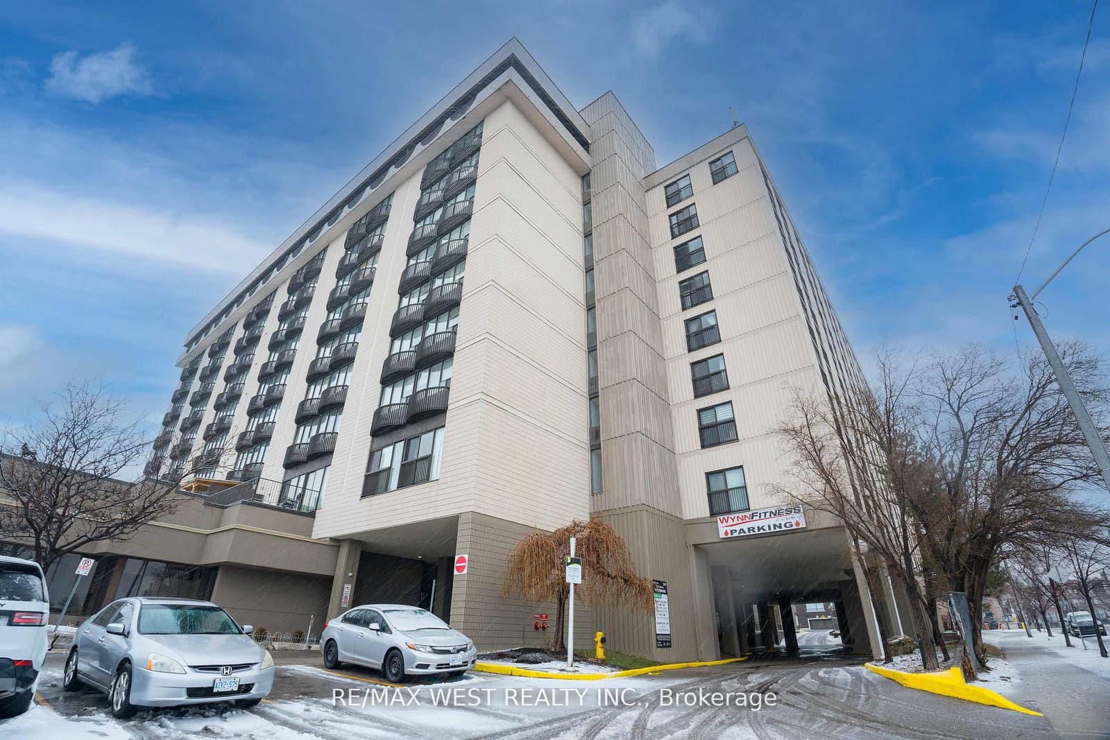 2737 Keele Street, Unit 817 - Image 1