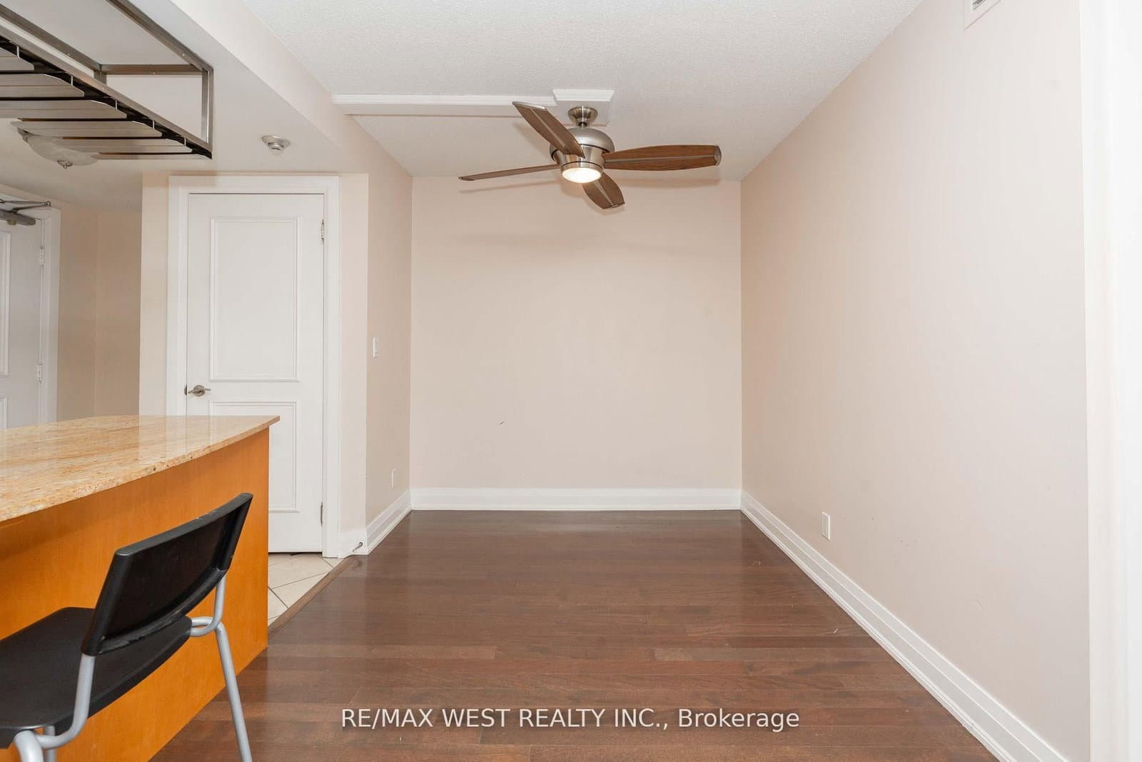 2737 Keele Street, Unit 817 thumbnail 13