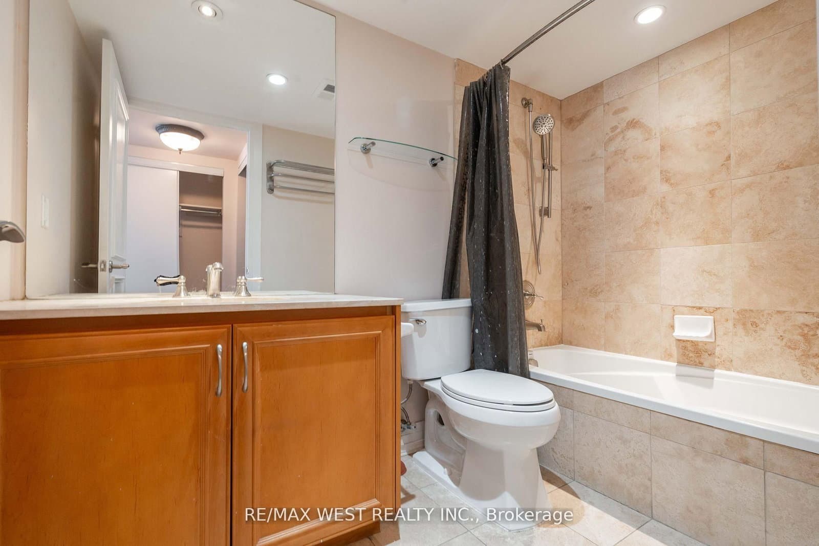 2737 Keele Street, Unit 817 thumbnail 17