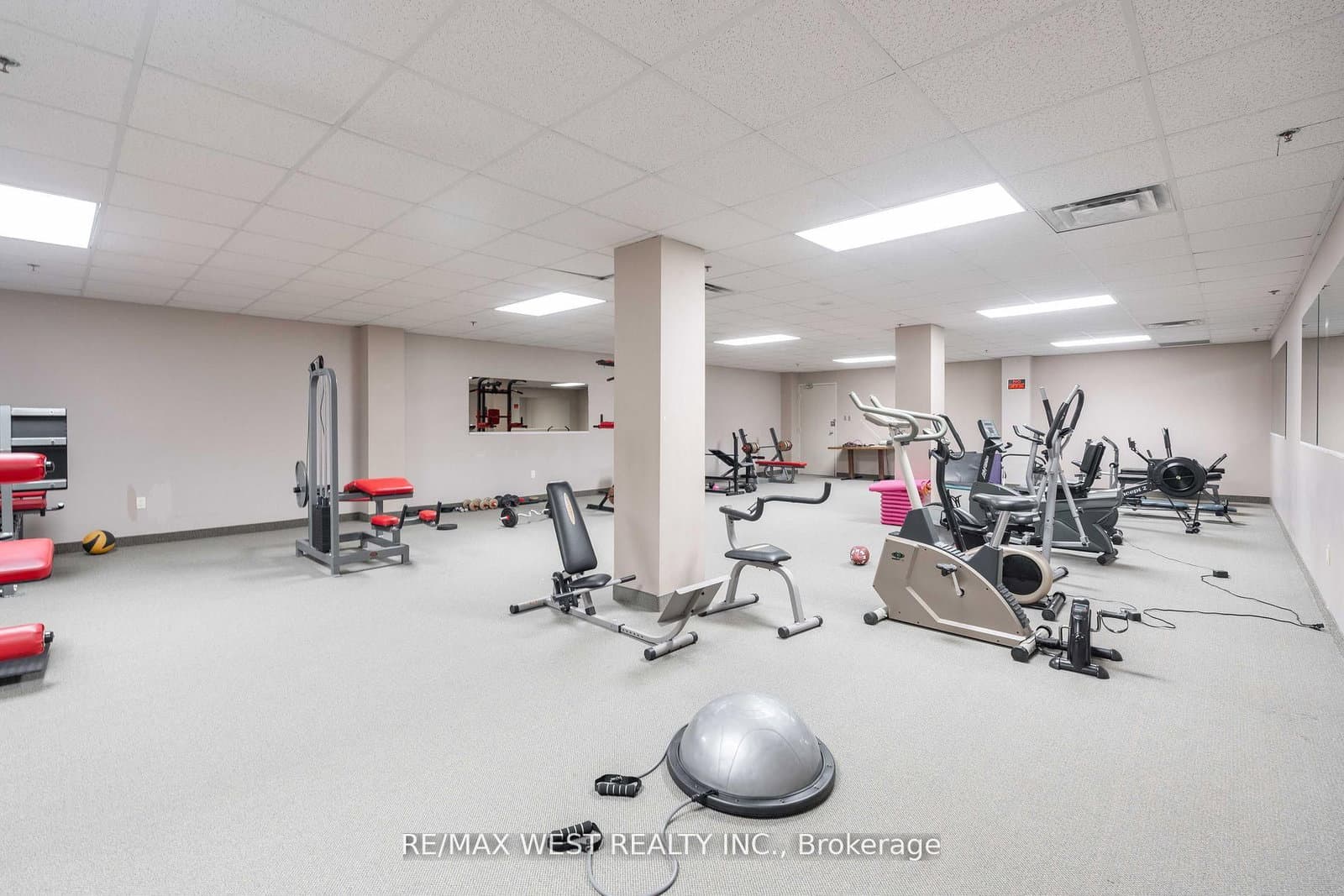 2737 Keele Street, Unit 817 thumbnail 23