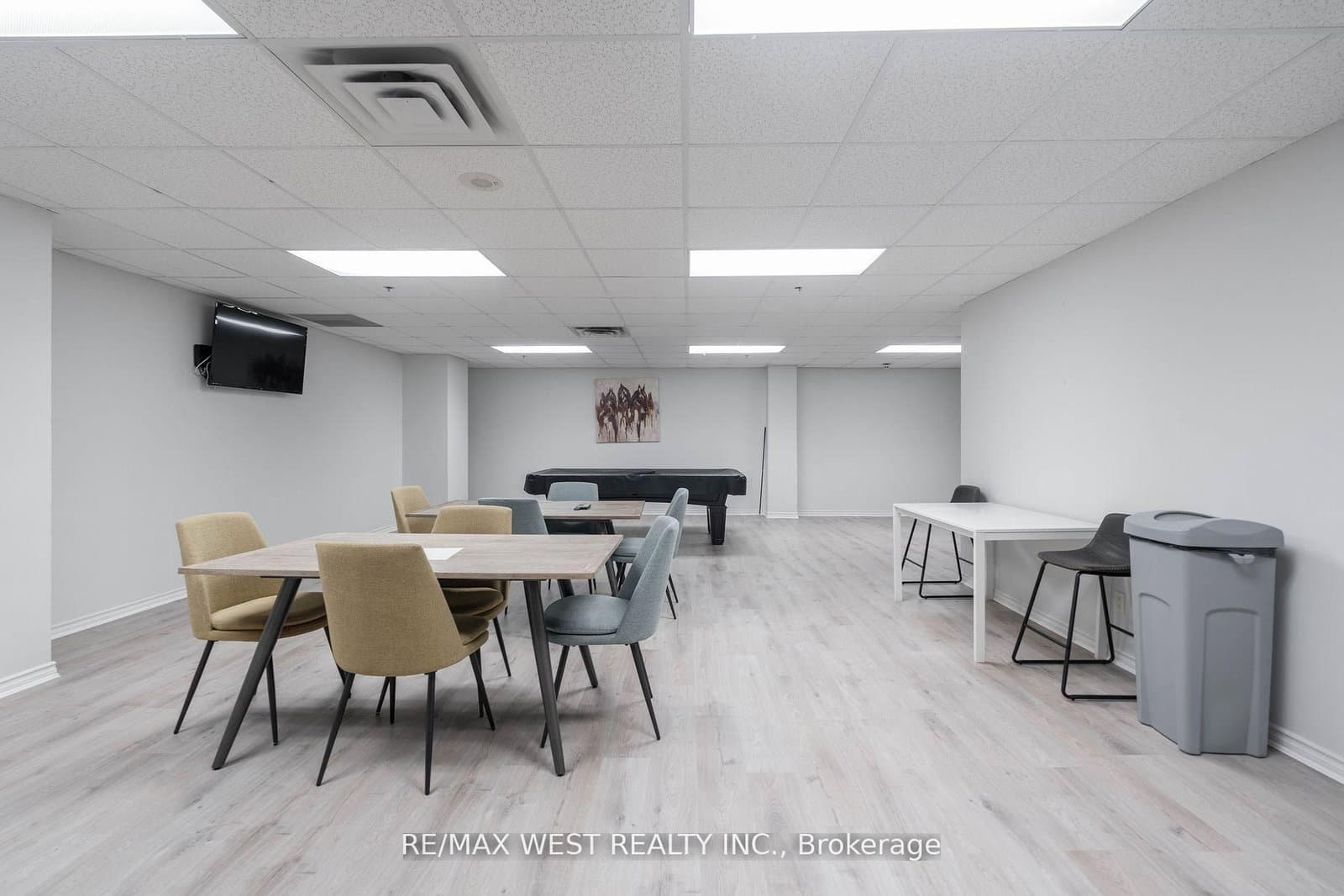 2737 Keele Street, Unit 817 thumbnail 25