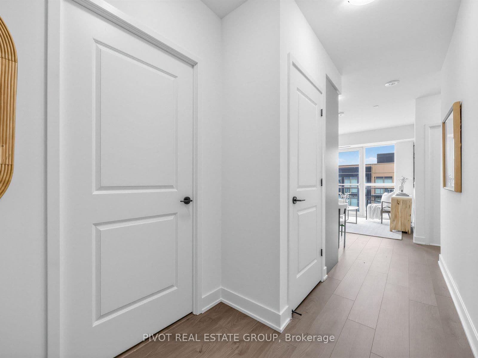 2333 Khalsa Gate, Unit 802 thumbnail 3