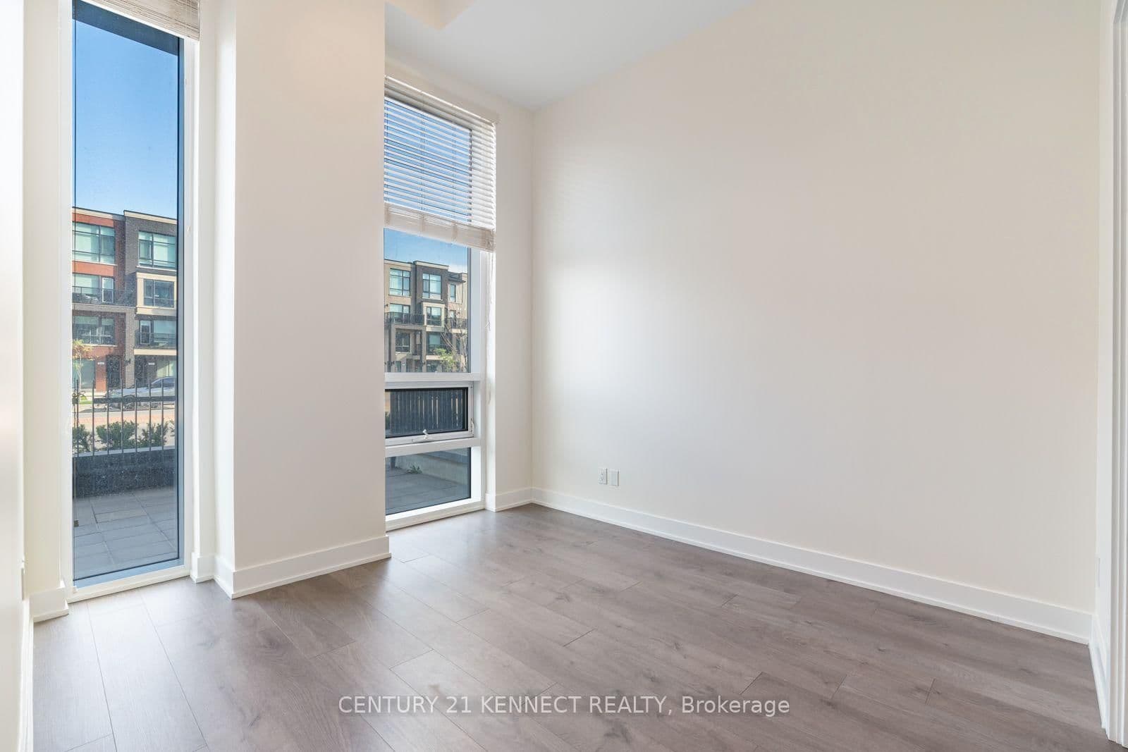 180 Veterans Drive, Unit 101 thumbnail 15