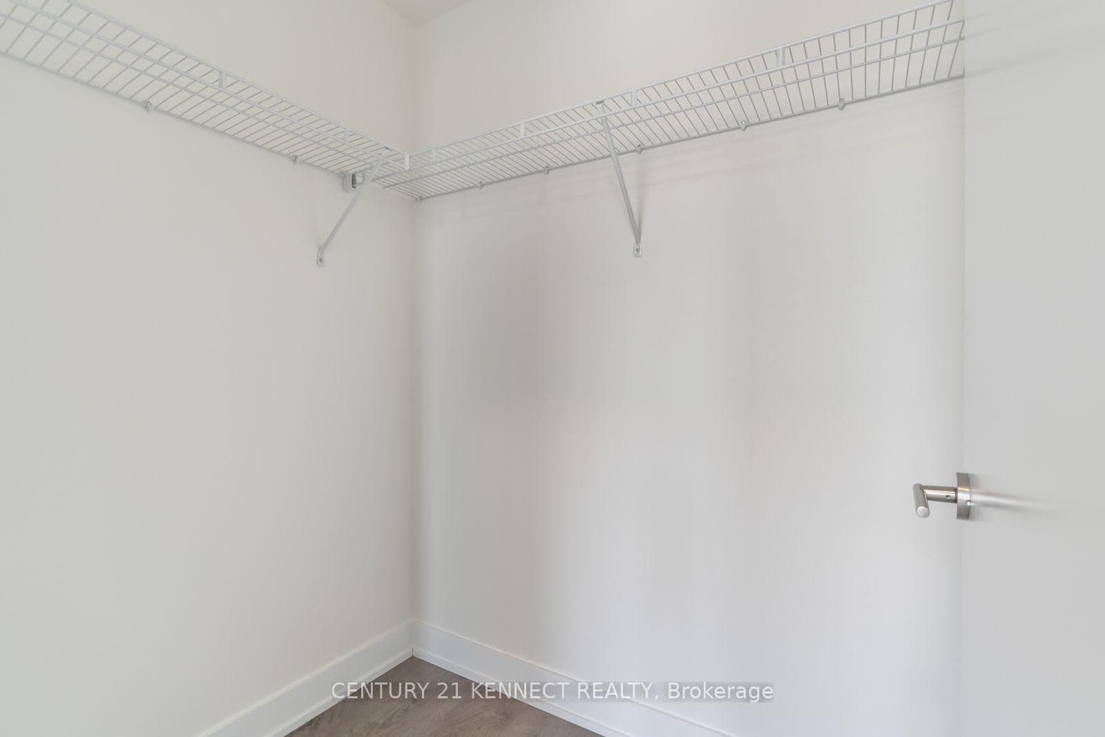 180 Veterans Drive, Unit 101 thumbnail 19