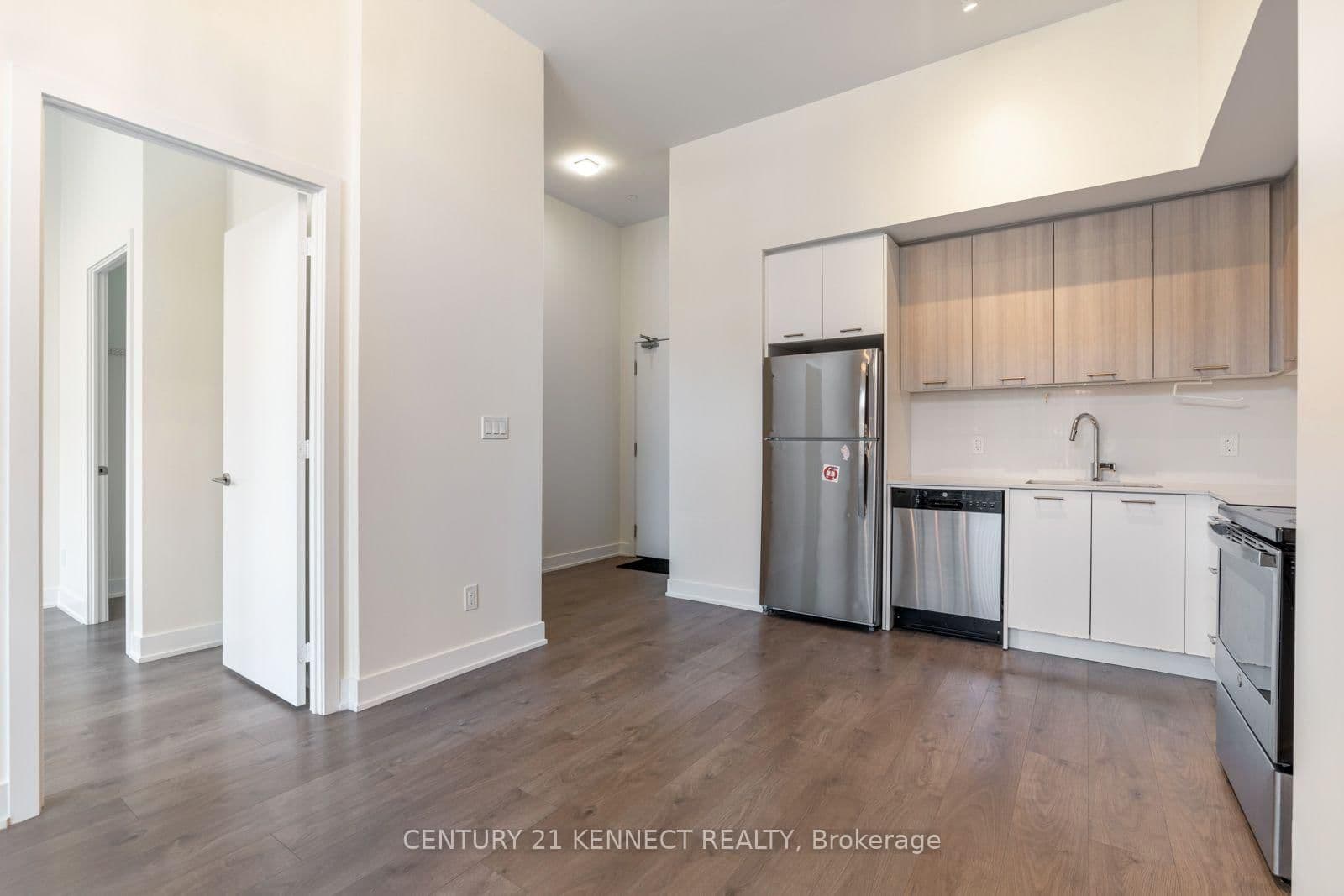 180 Veterans Drive, Unit 101 thumbnail 6