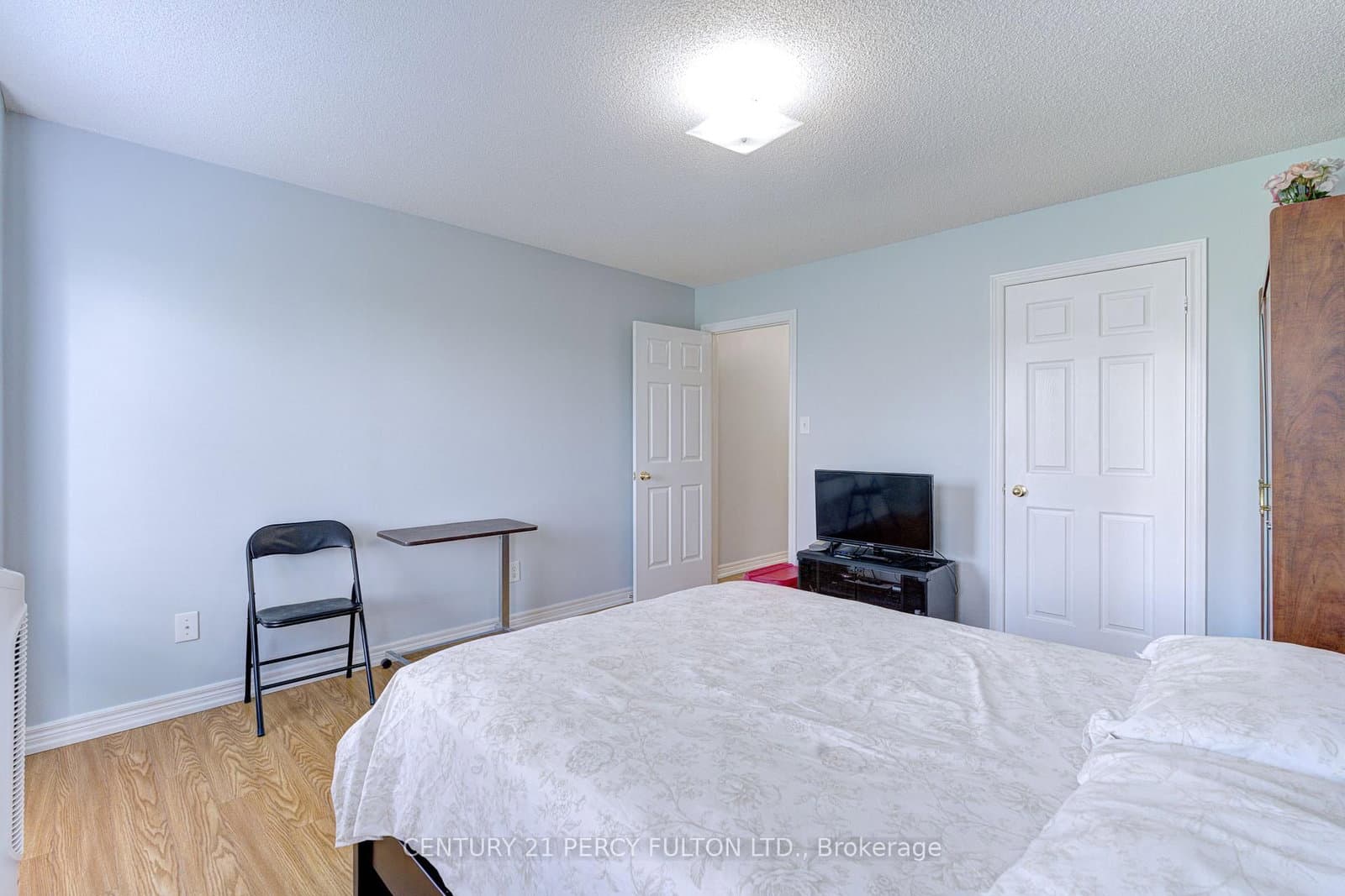 800 Dundas Street W, Unit 17 thumbnail 15