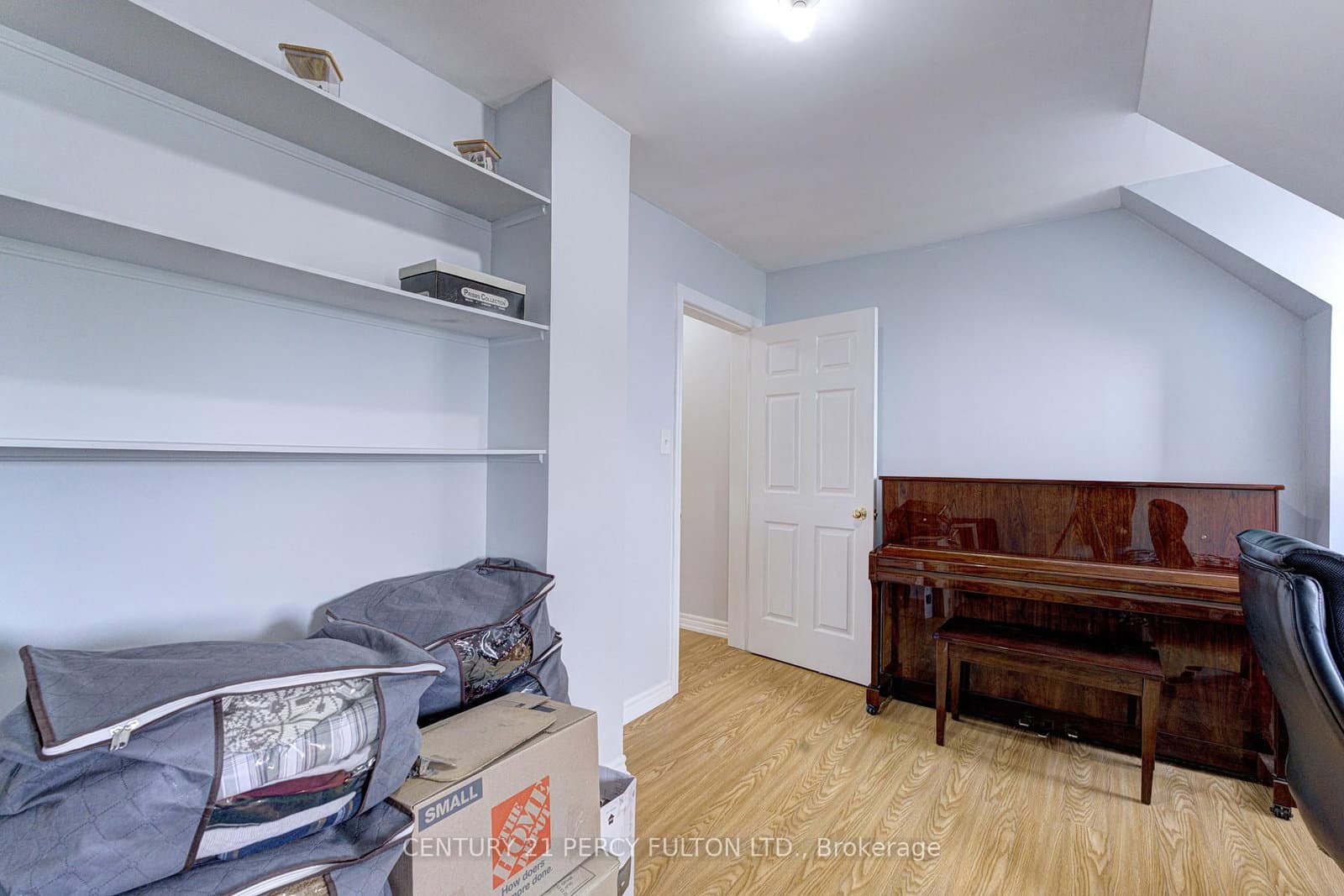 800 Dundas Street W, Unit 17 thumbnail 18