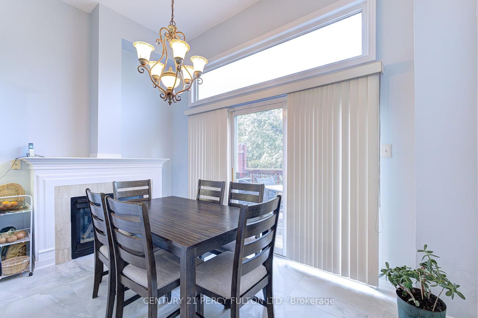 800 Dundas Street W, Unit 17 thumbnail 5