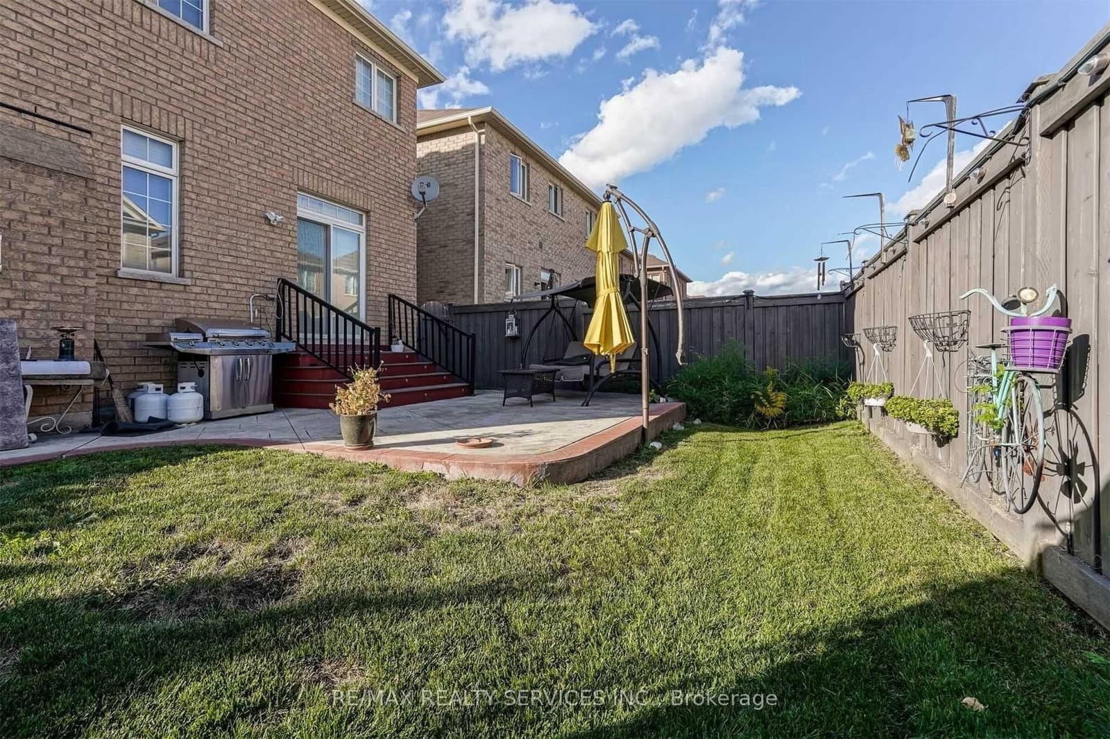 3 Coolwater Drive, Unit Upper thumbnail 23