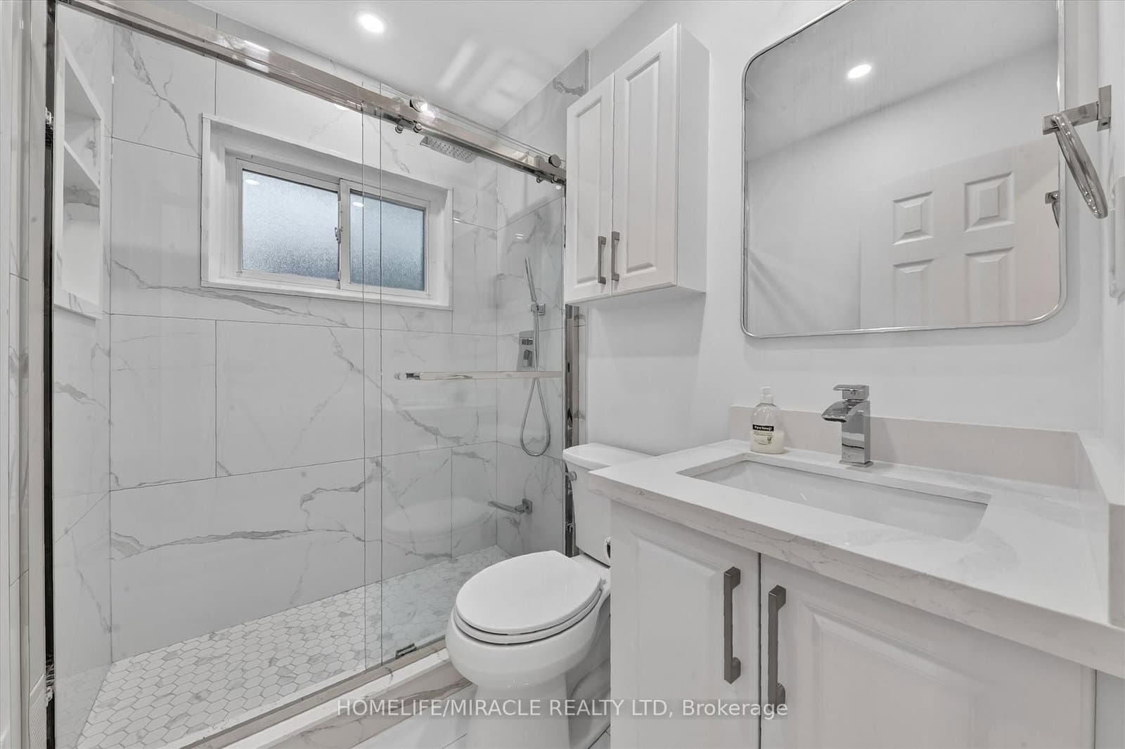 18 Elderfield Crescent thumbnail 16