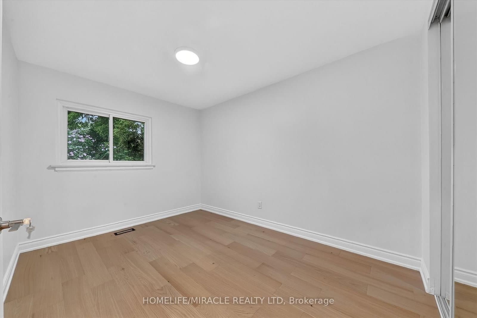 18 Elderfield Crescent thumbnail 19