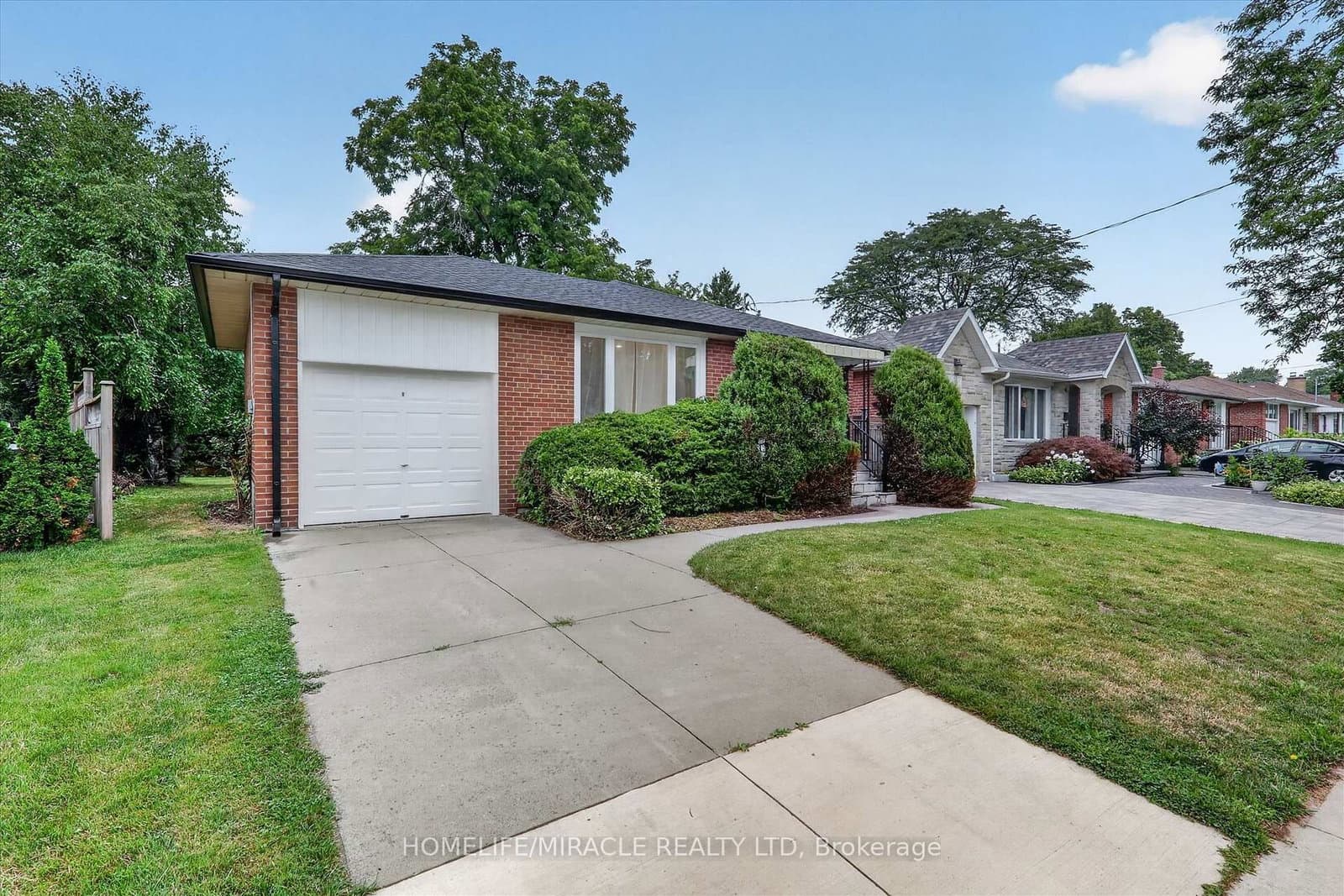 18 Elderfield Crescent thumbnail 2