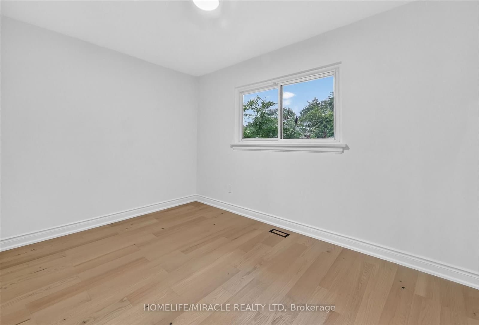 18 Elderfield Crescent thumbnail 21