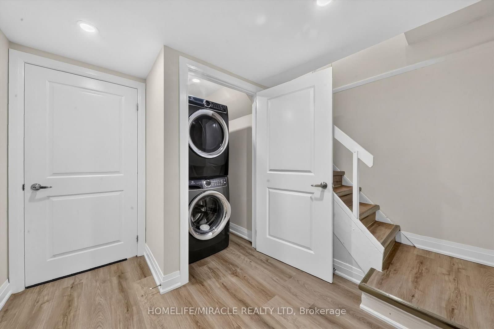 18 Elderfield Crescent thumbnail 24
