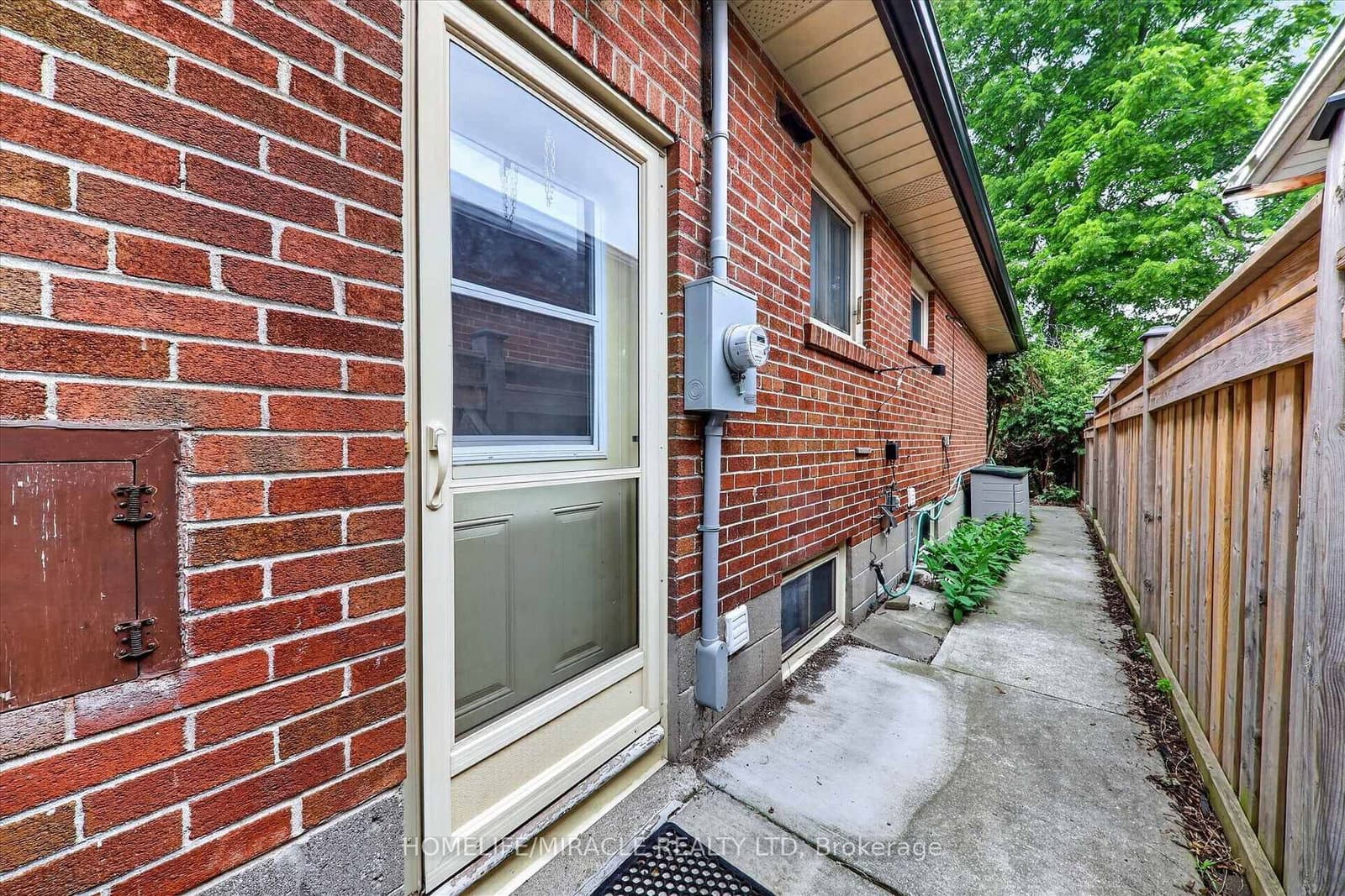 18 Elderfield Crescent thumbnail 40