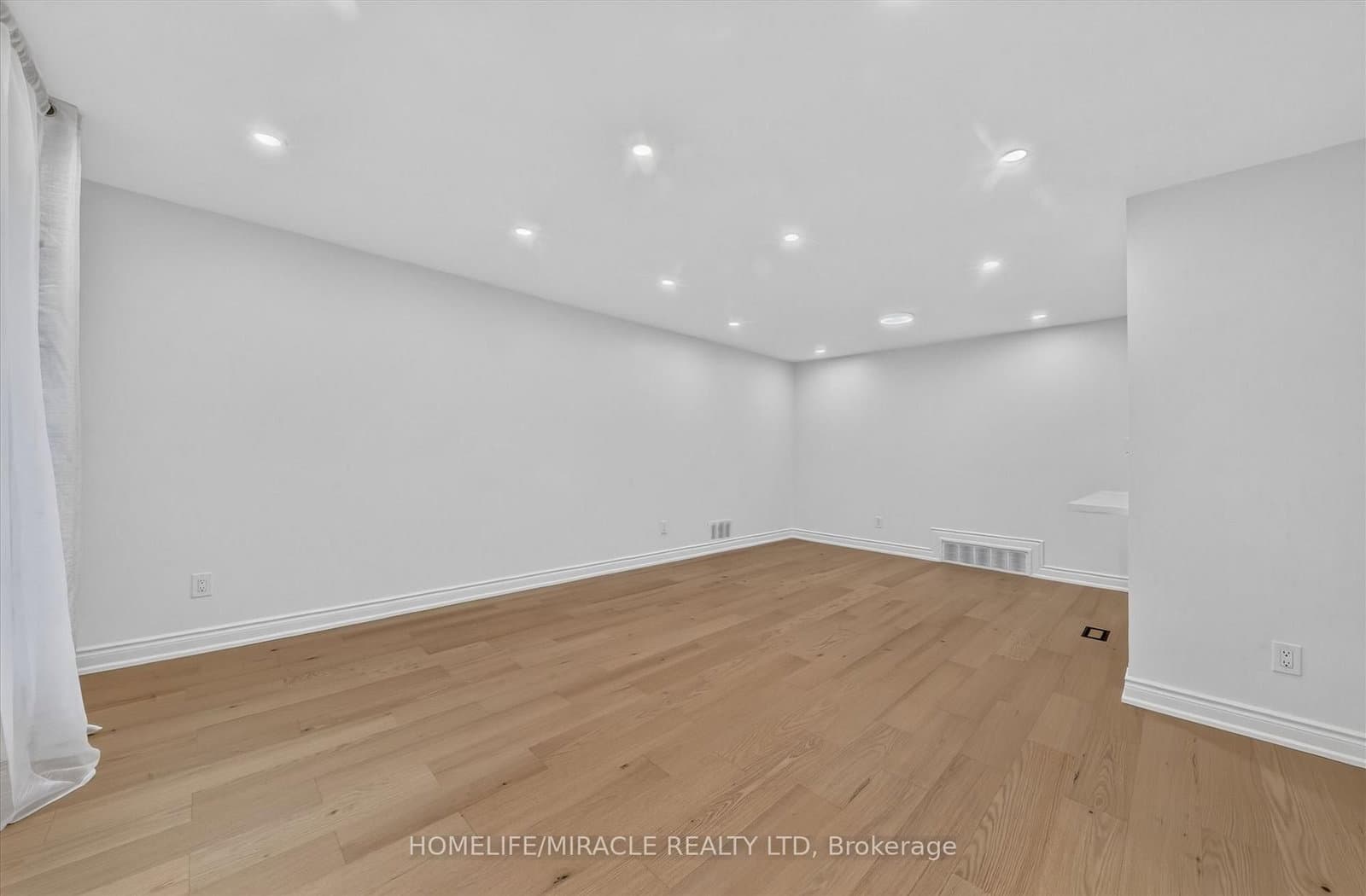 18 Elderfield Crescent thumbnail 6