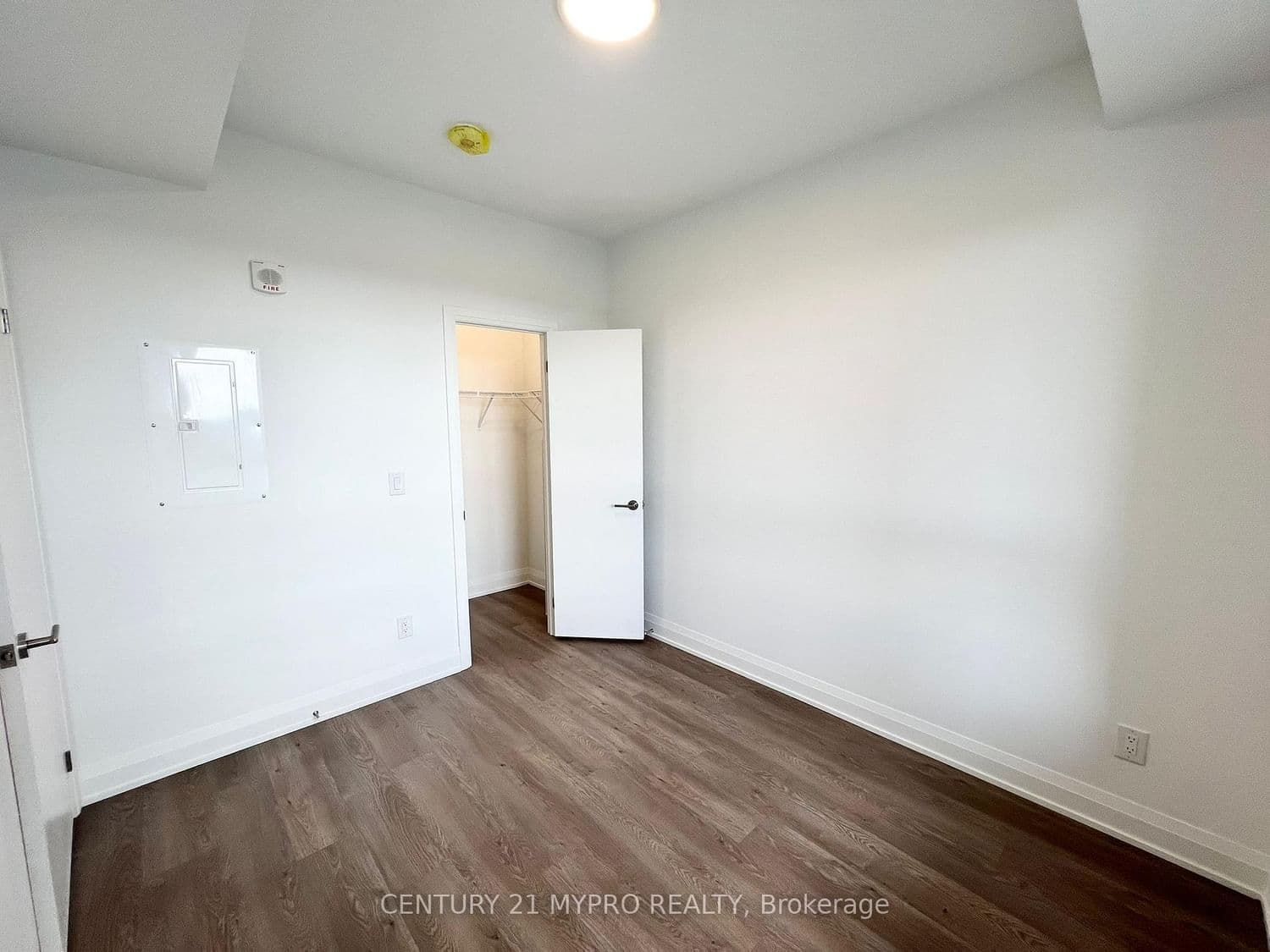 3250 Carding Mill Trail, Unit 402 thumbnail 12