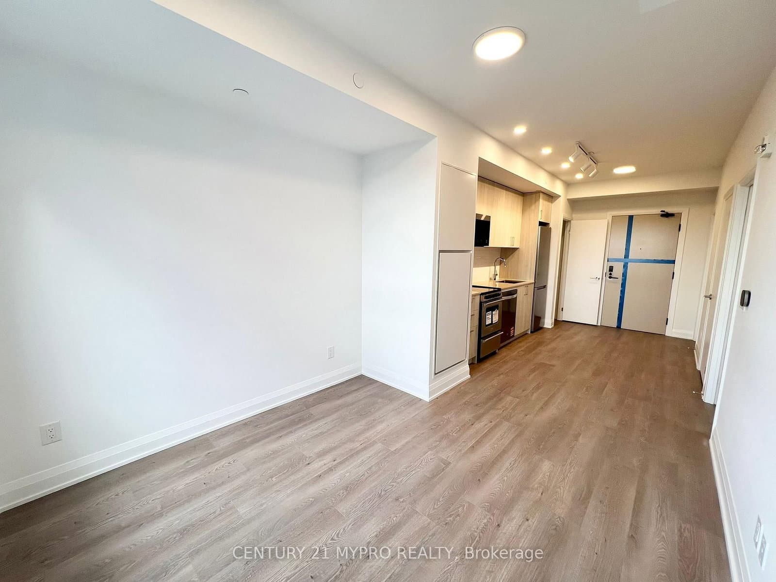 3250 Carding Mill Trail, Unit 402 thumbnail 4