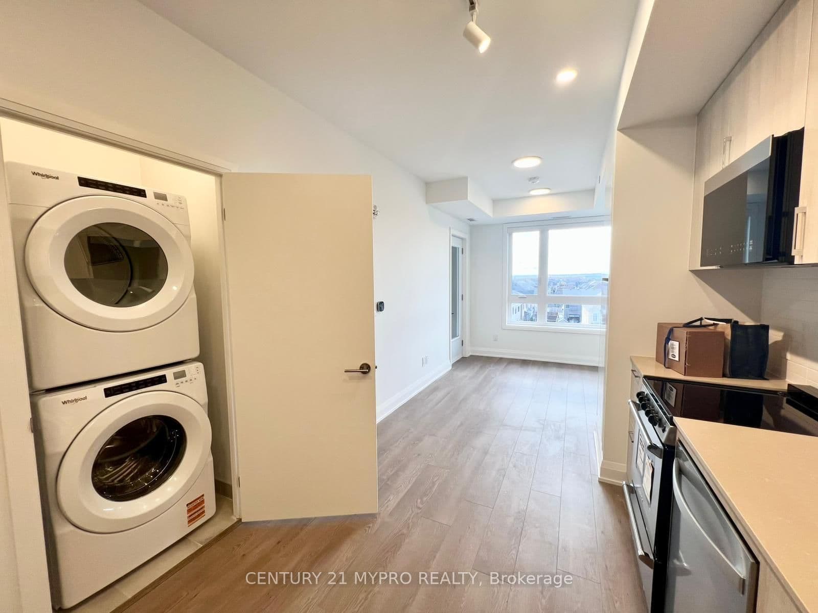 3250 Carding Mill Trail, Unit 402 thumbnail 8
