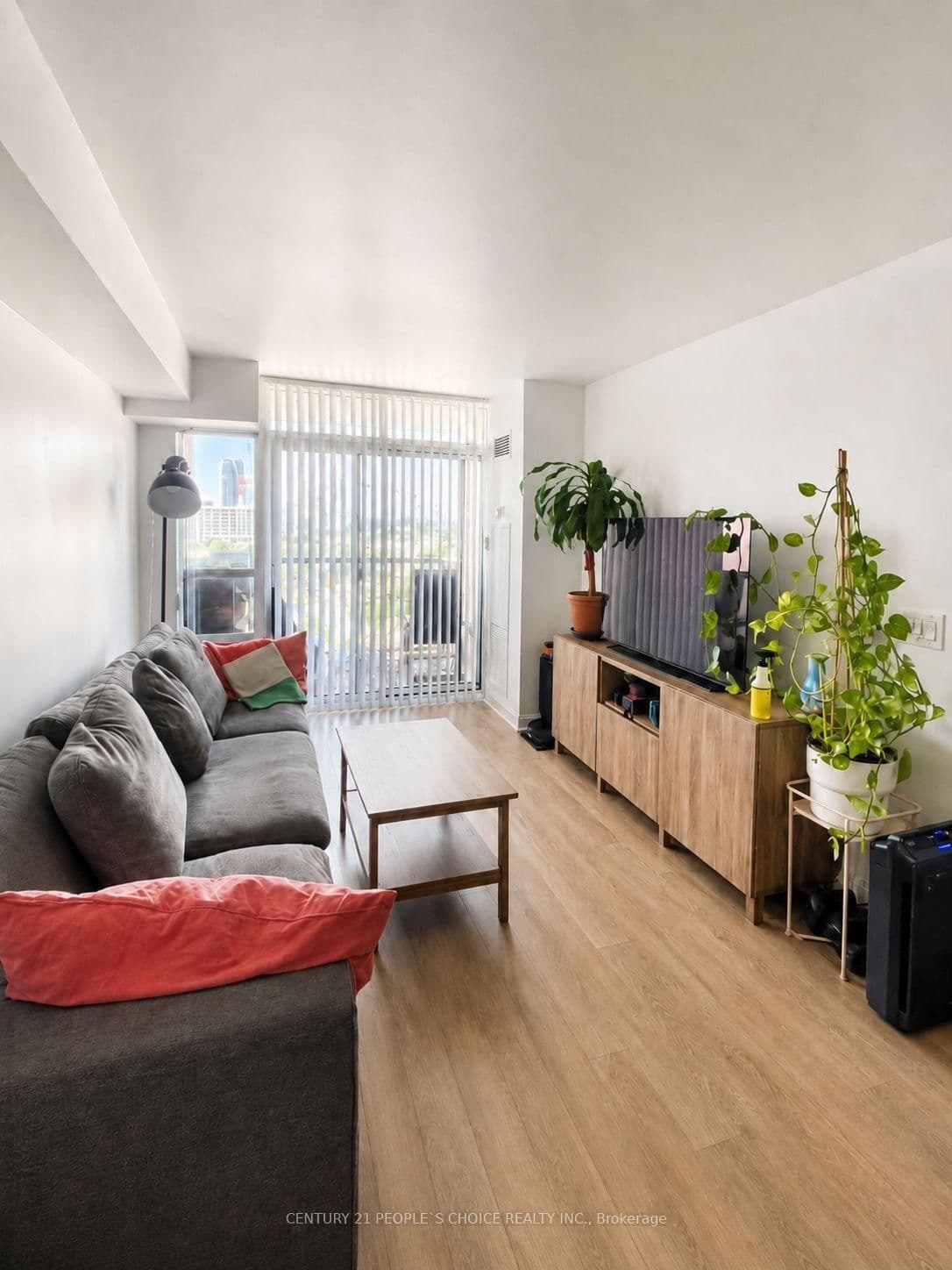 1 Michael Power Place, Unit 809 thumbnail 2
