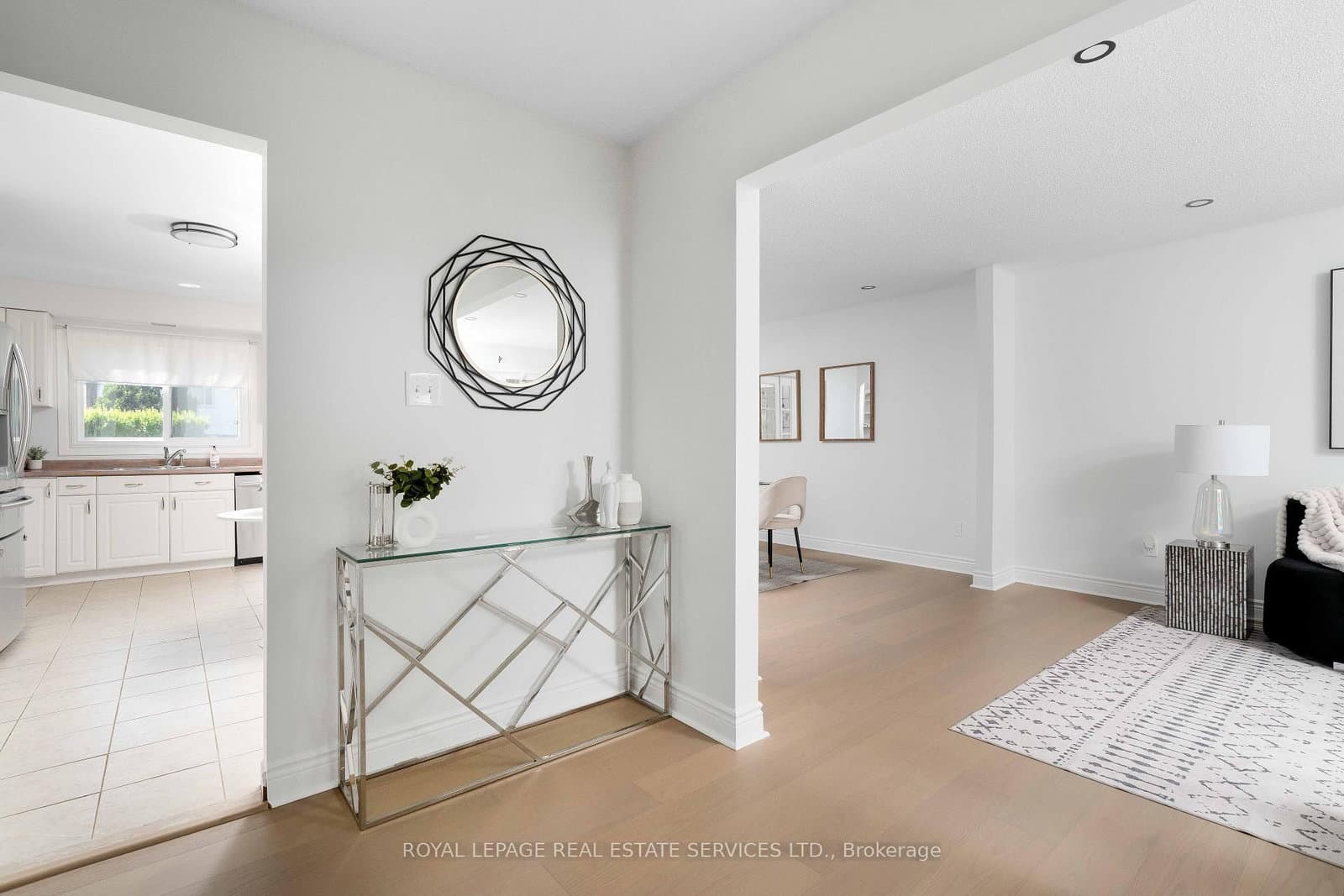 3192 Windwood Drive thumbnail 6
