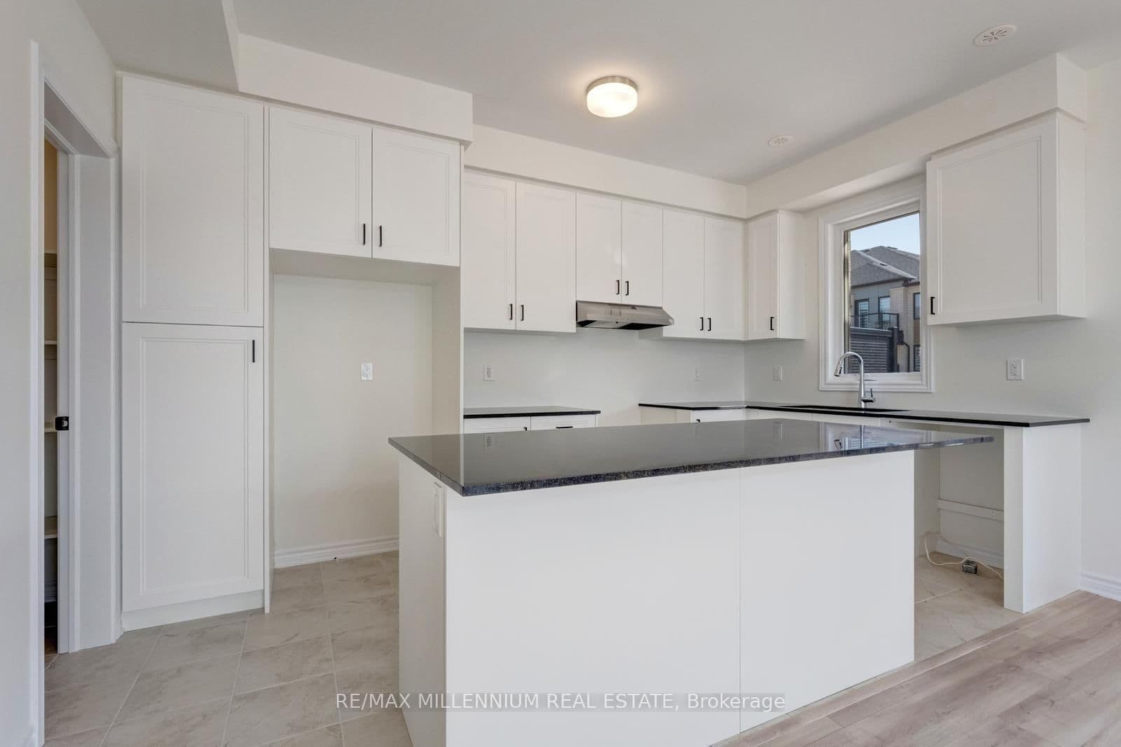 36 Thornbird Crescent, Unit Main thumbnail 18