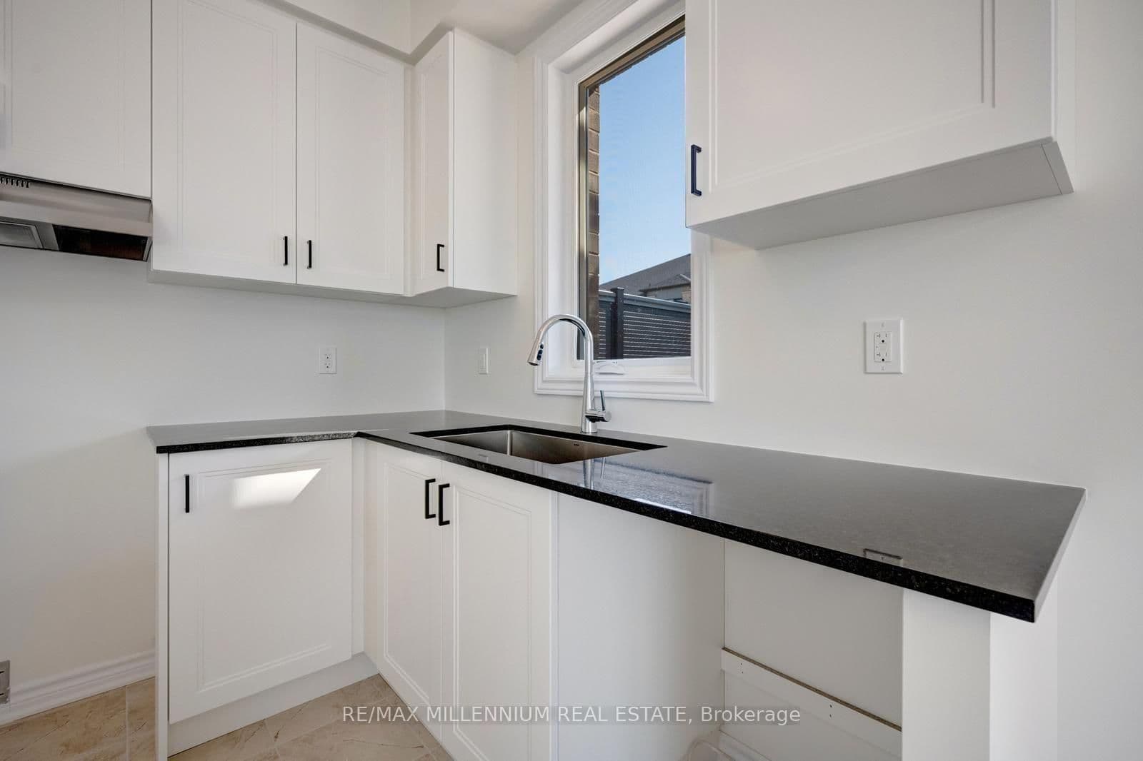 36 Thornbird Crescent, Unit Main thumbnail 20