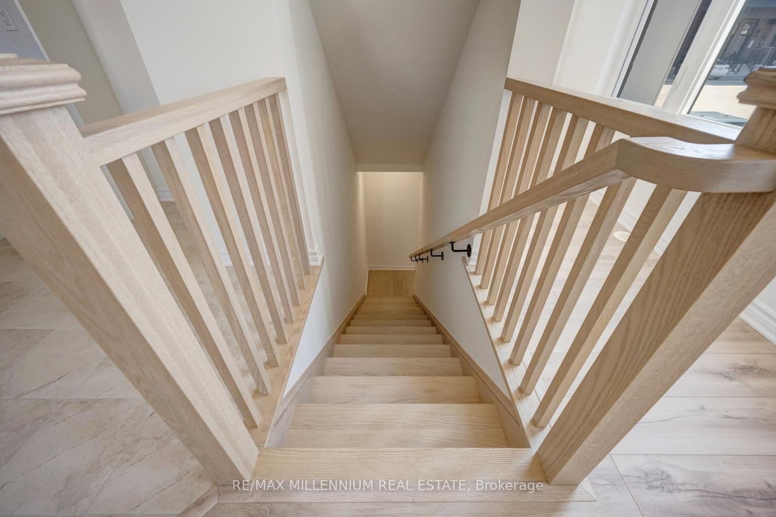 36 Thornbird Crescent, Unit Main thumbnail 32