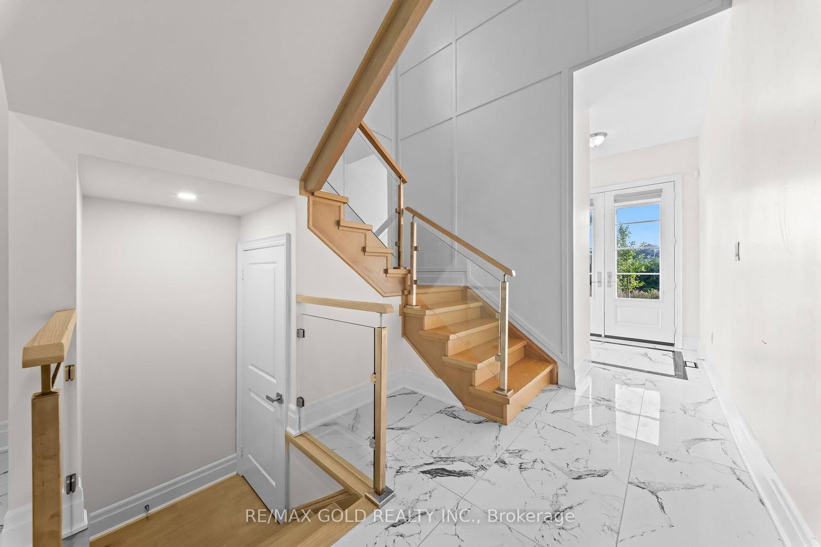 1199 QUEENS PLATE Road E thumbnail 10