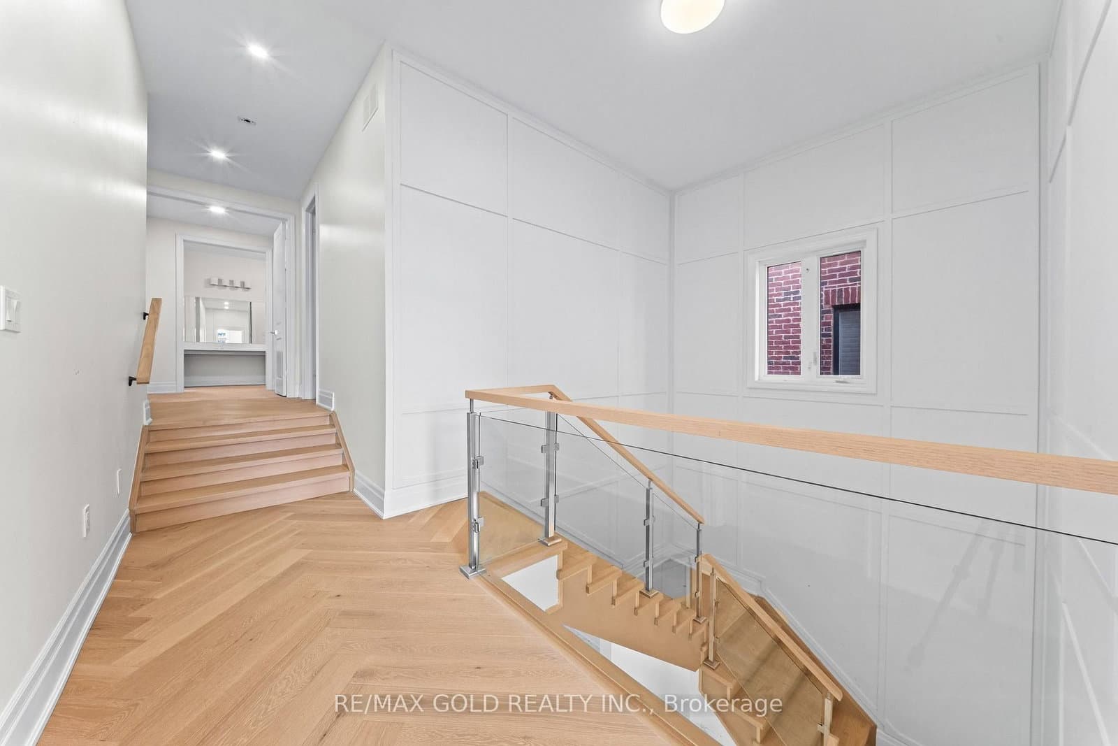 1199 QUEENS PLATE Road E thumbnail 26