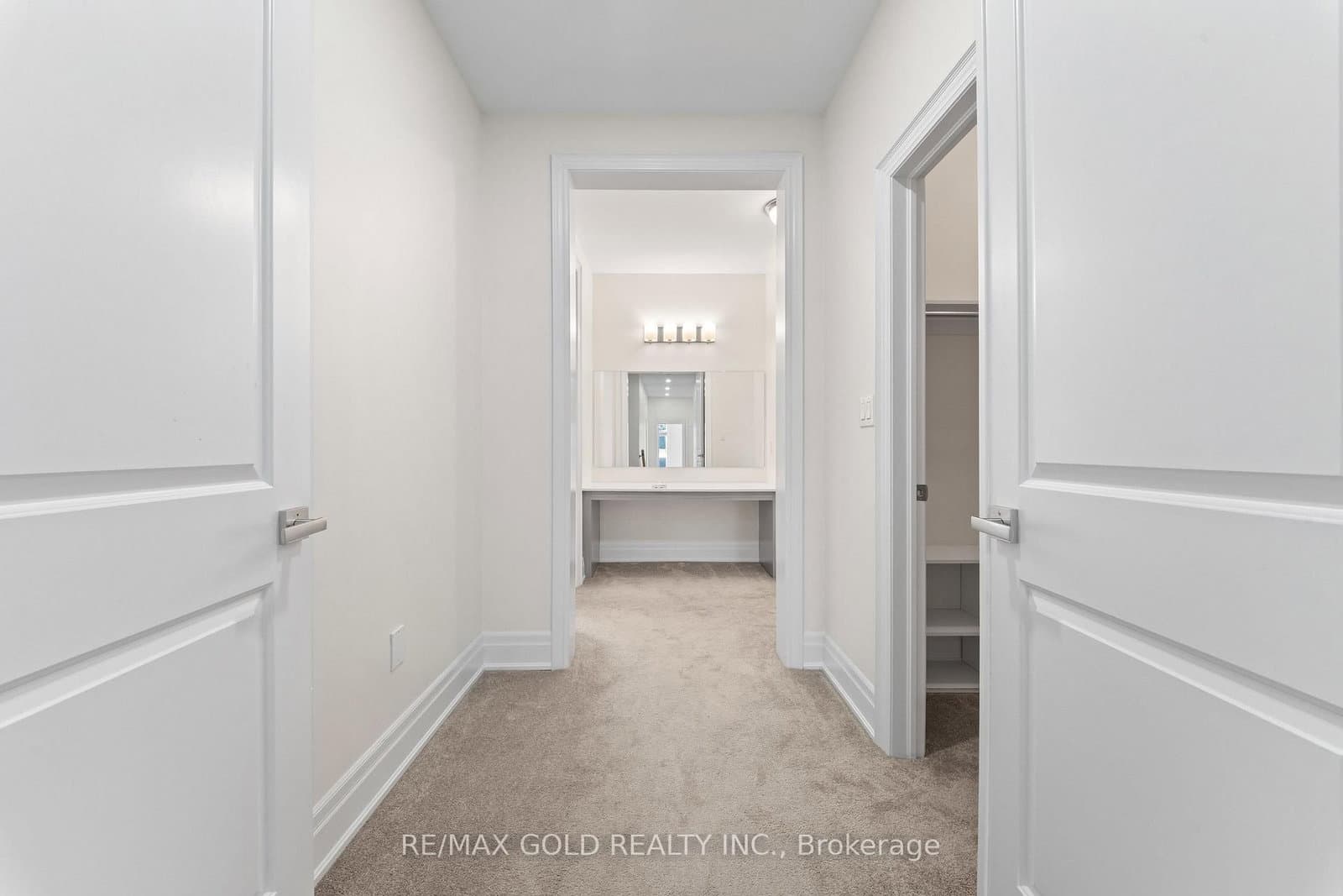 1199 QUEENS PLATE Road E thumbnail 27