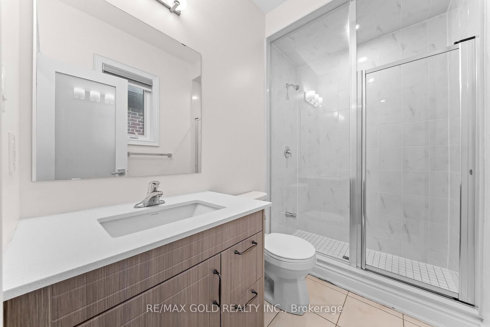 1199 QUEENS PLATE Road E thumbnail 41