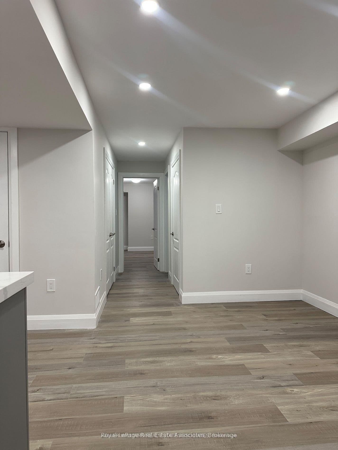 24 Hubbell Road thumbnail 6