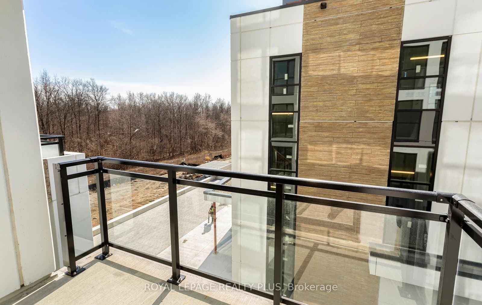 760 Whitlock Avenue, Unit 303 thumbnail 13