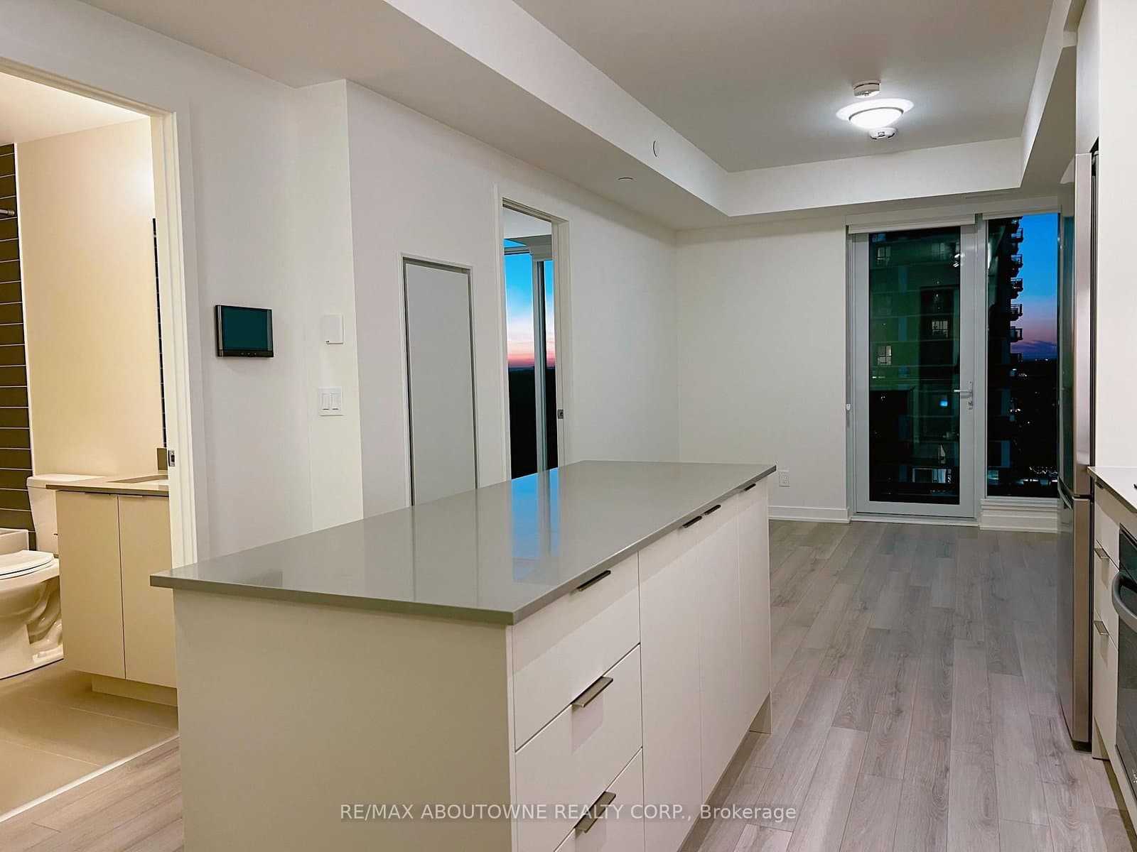 3079 Trafalgar Road, Unit 1405 - Image 1