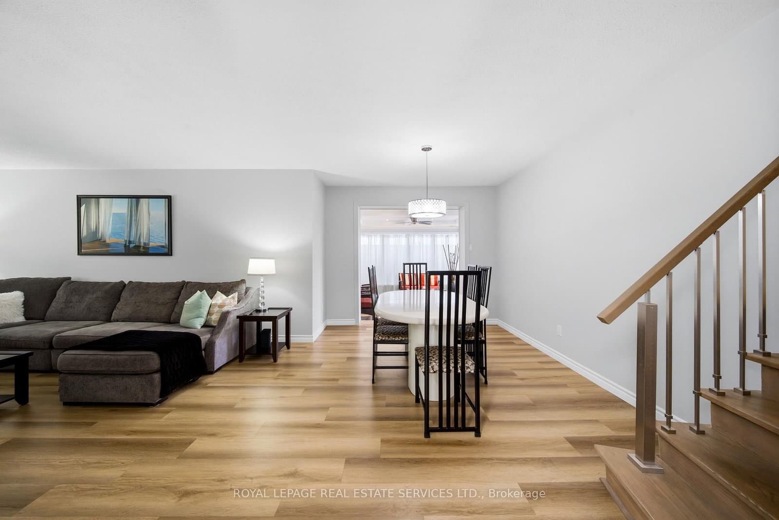 127 Redgrave Drive thumbnail 12