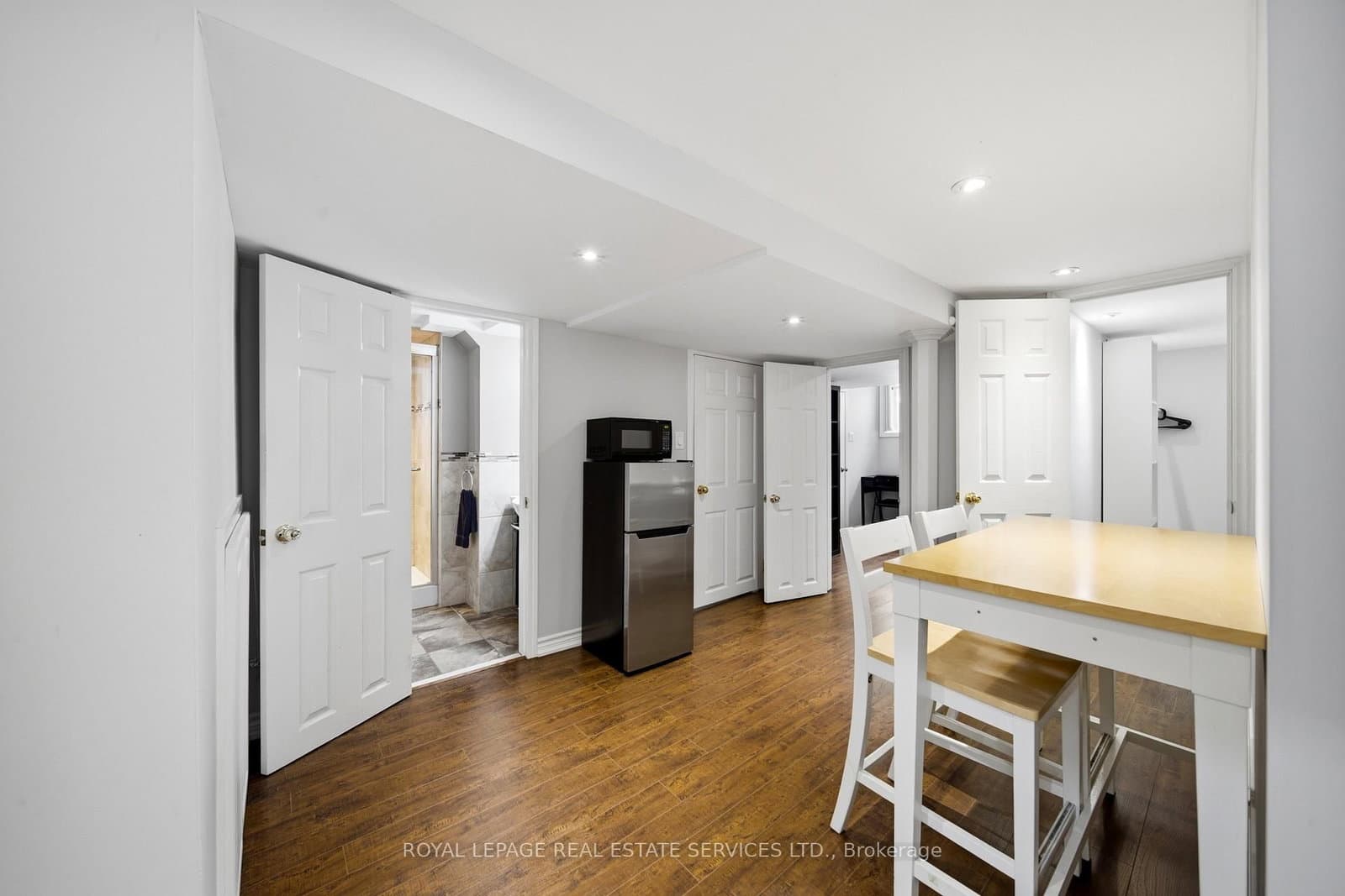 127 Redgrave Drive thumbnail 26