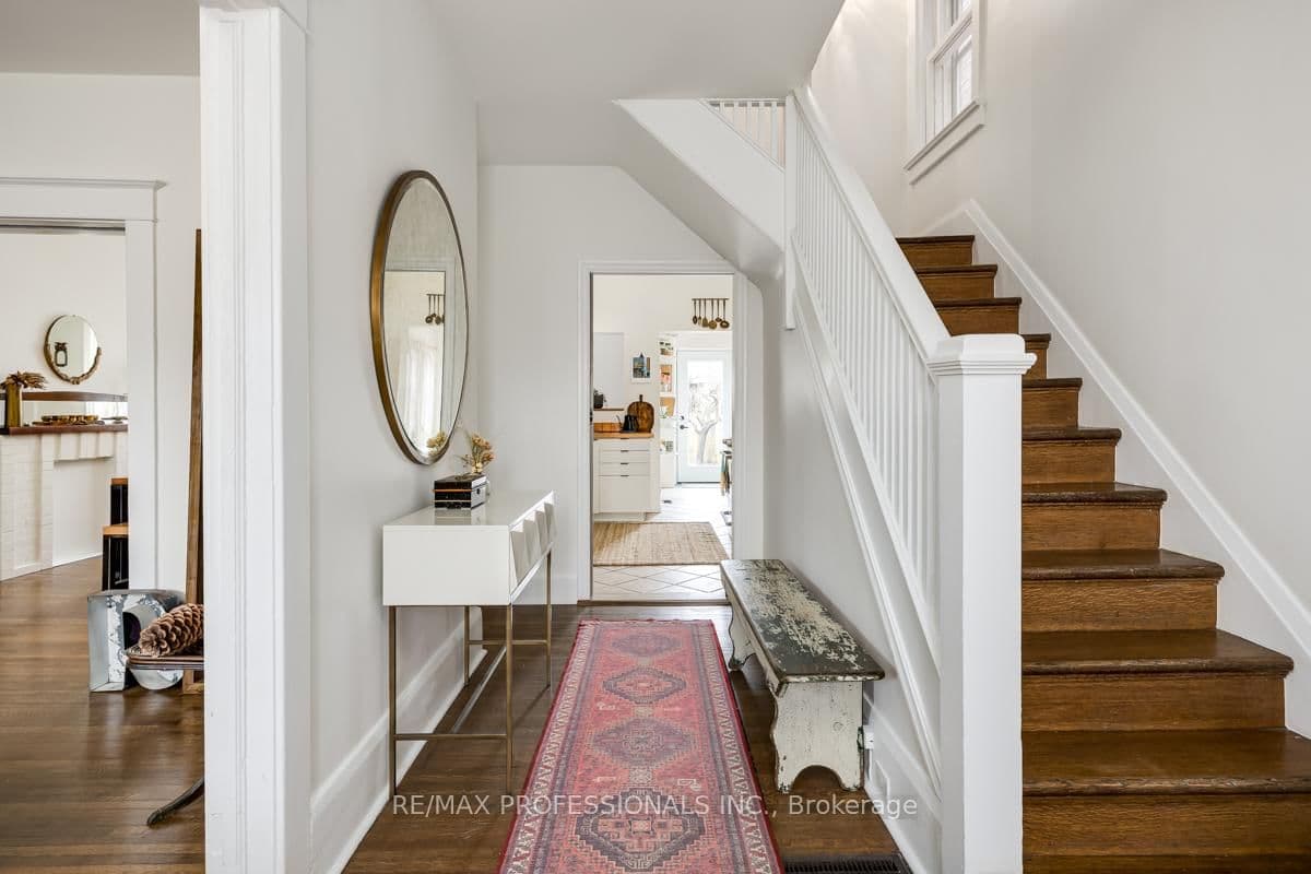 1381 Lansdowne Avenue - Image 1