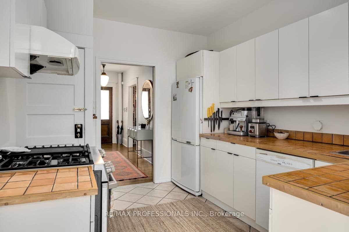 1381 Lansdowne Avenue thumbnail 12