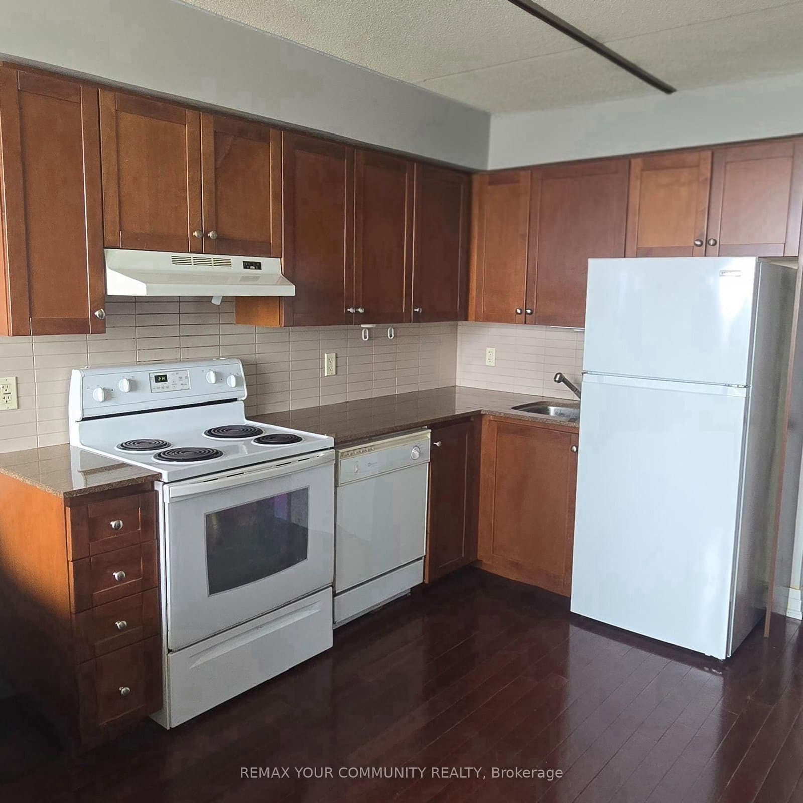 2737 Keele Street, Unit 413 thumbnail 12