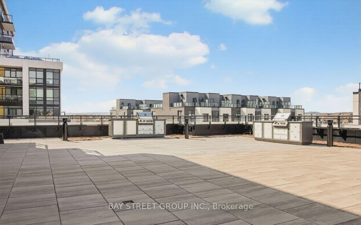 395 Dundas Street W, Unit 130 thumbnail 11