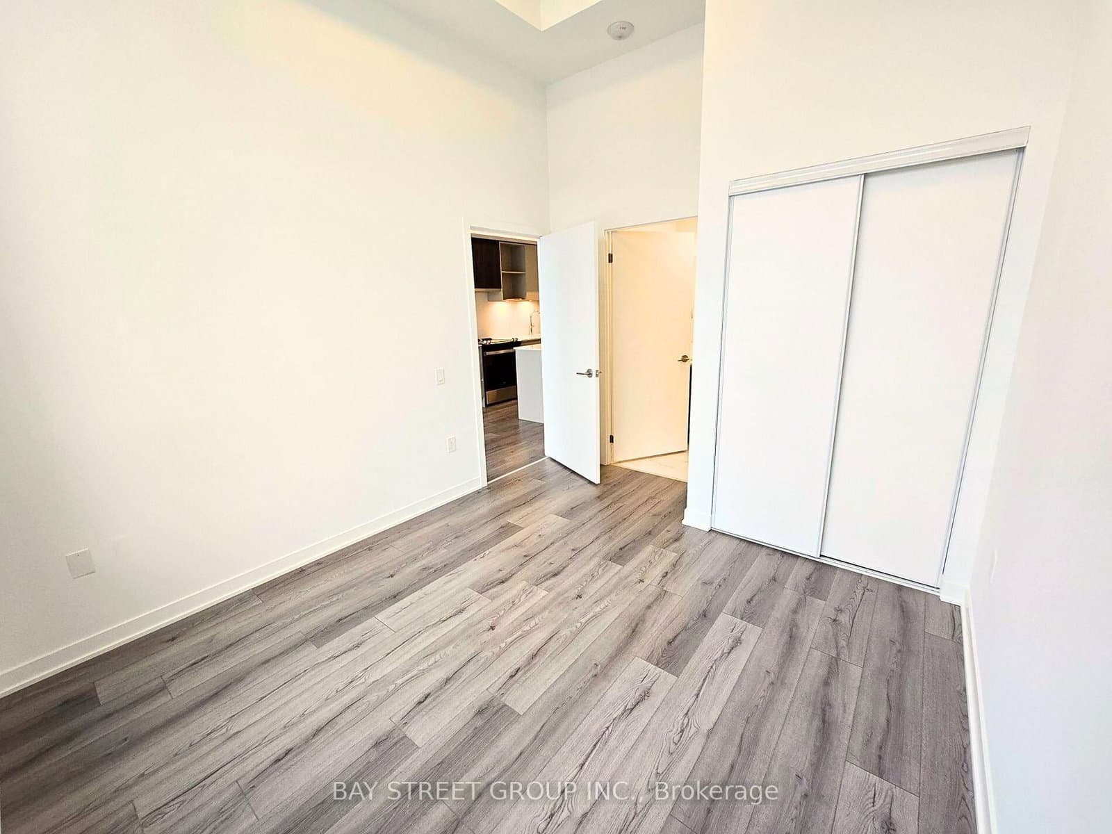 395 Dundas Street W, Unit 130 thumbnail 7